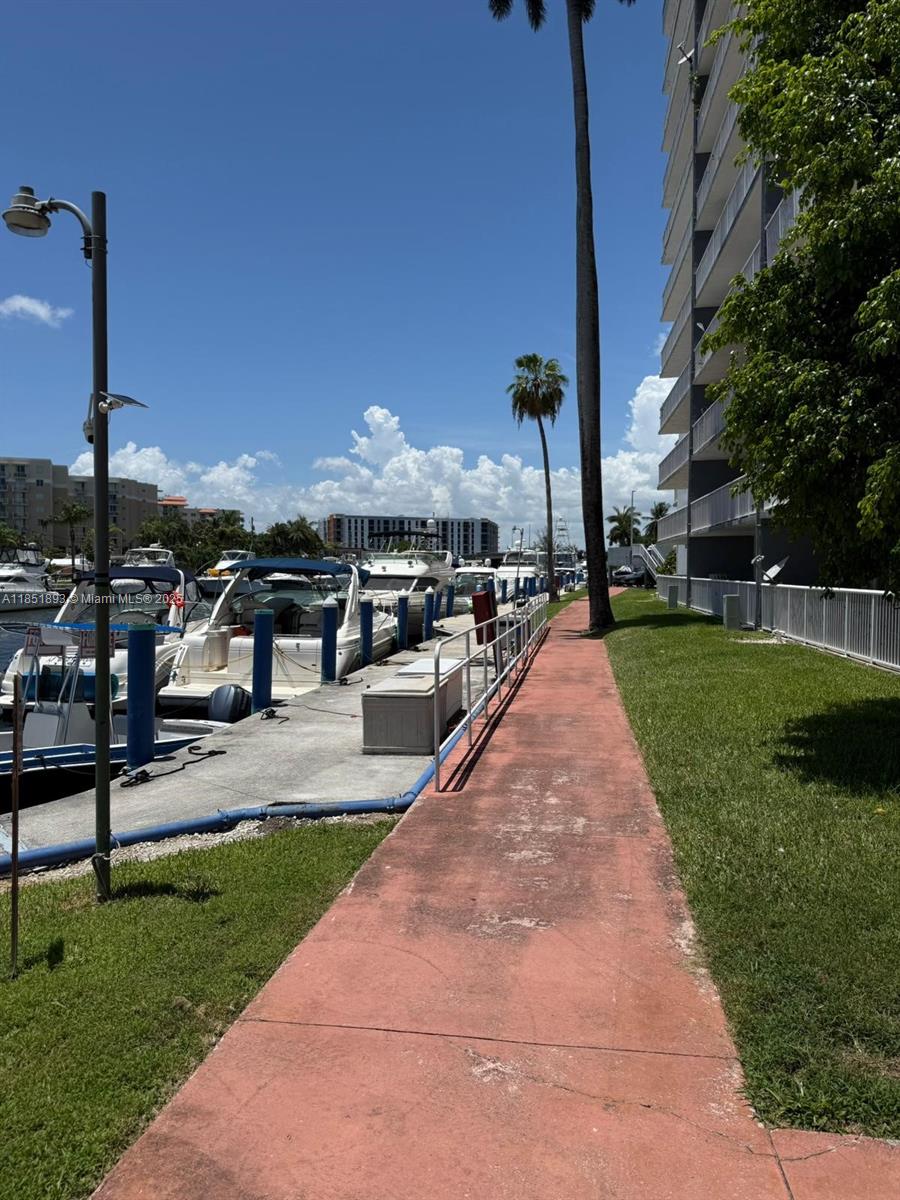 1800 NW 24th Ave 608
