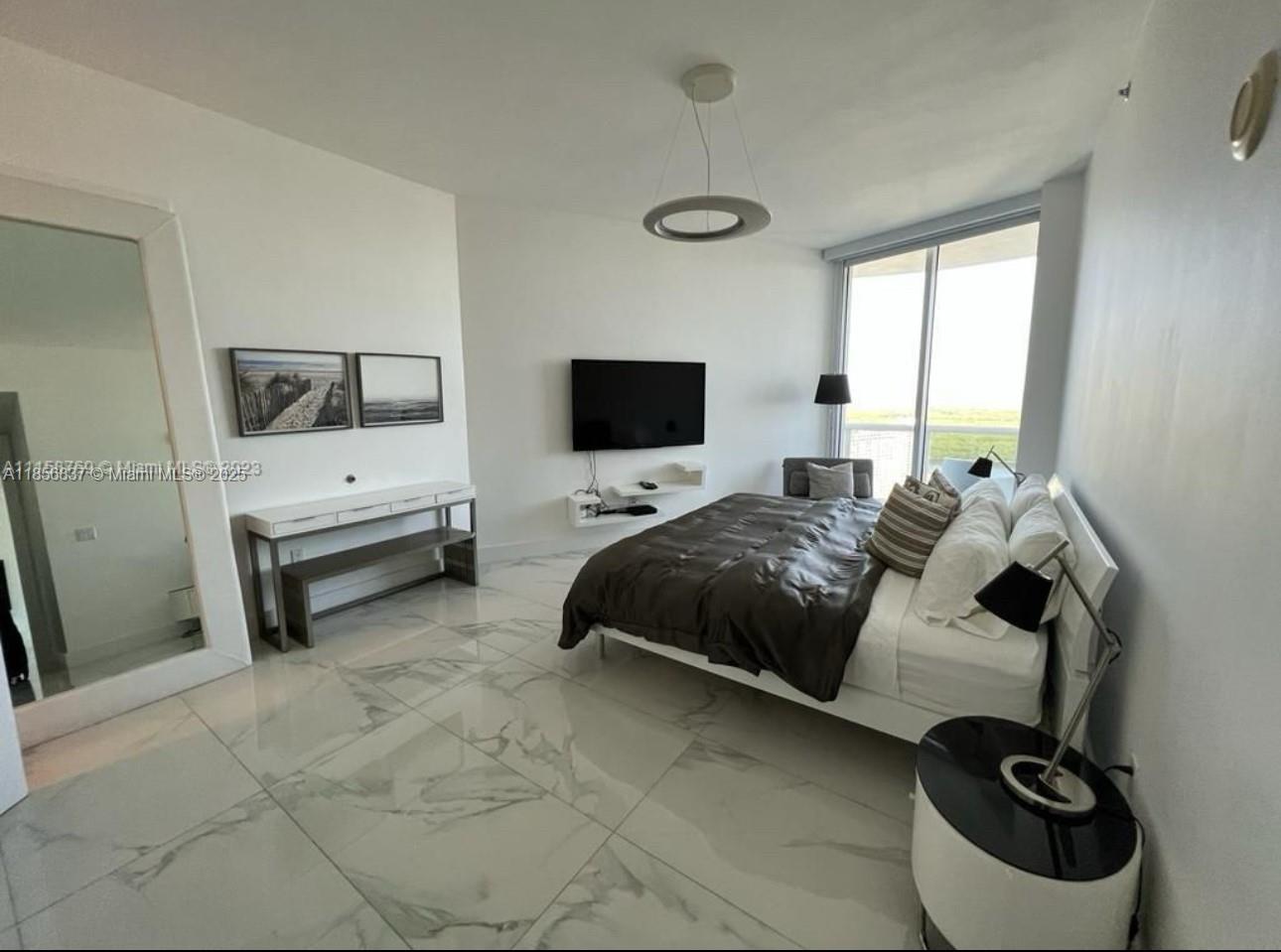 TDR TOWER III CONDO - Residential Lease