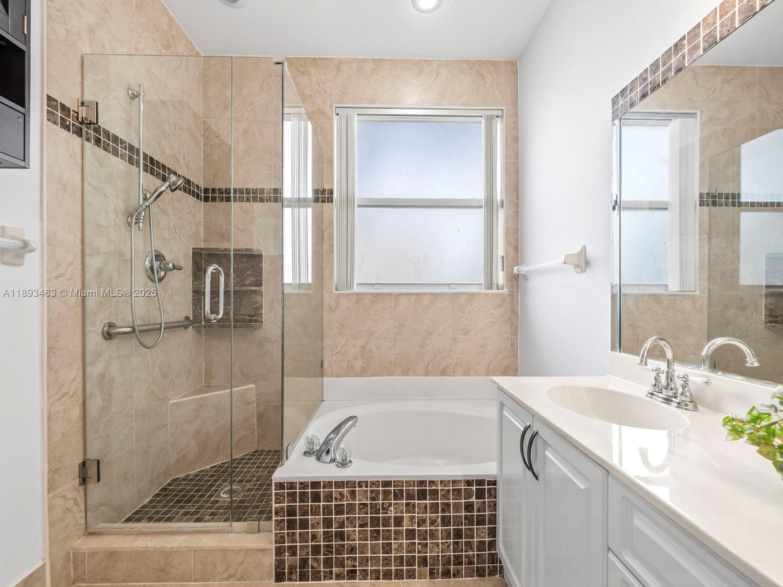 TOWNGATE - Residential