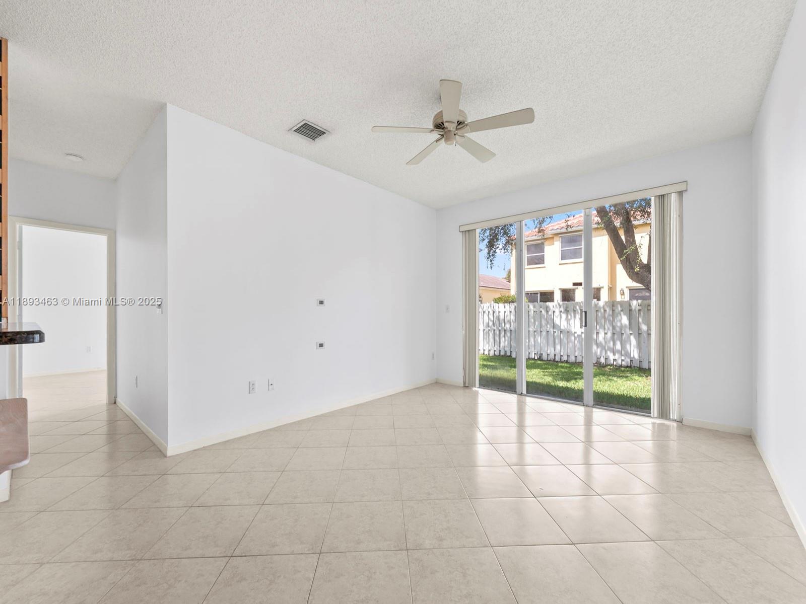 TOWNGATE - Residential