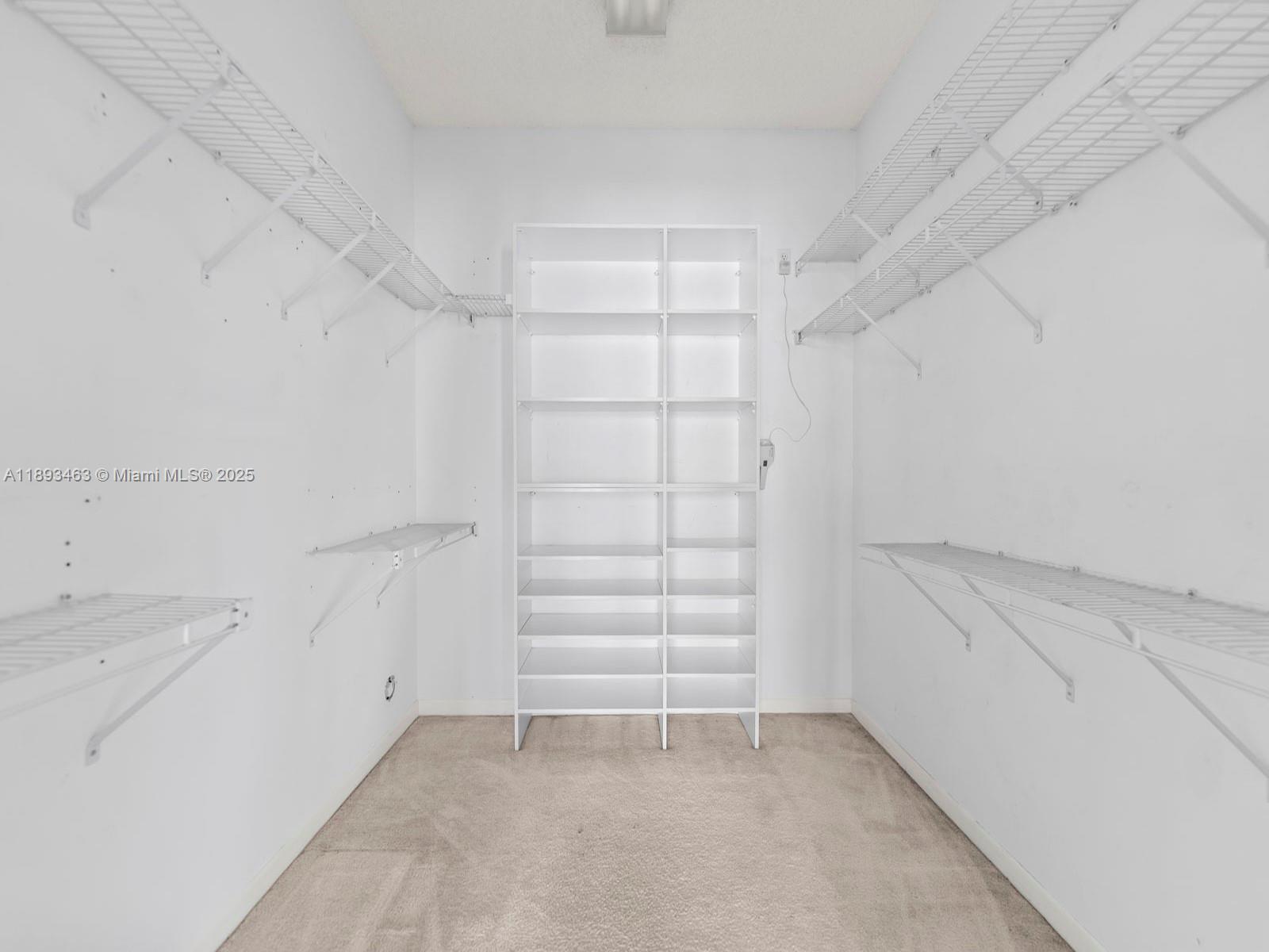 TOWNGATE - Residential