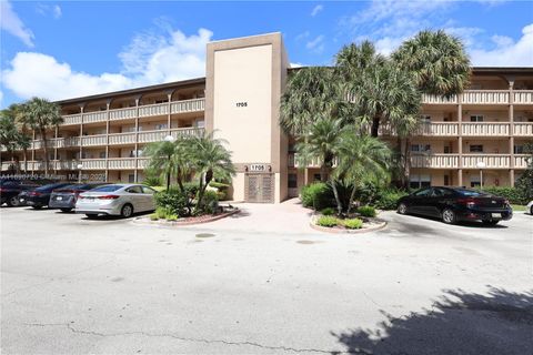 1705 Andros Isle E3 Coconut Creek FL 33066