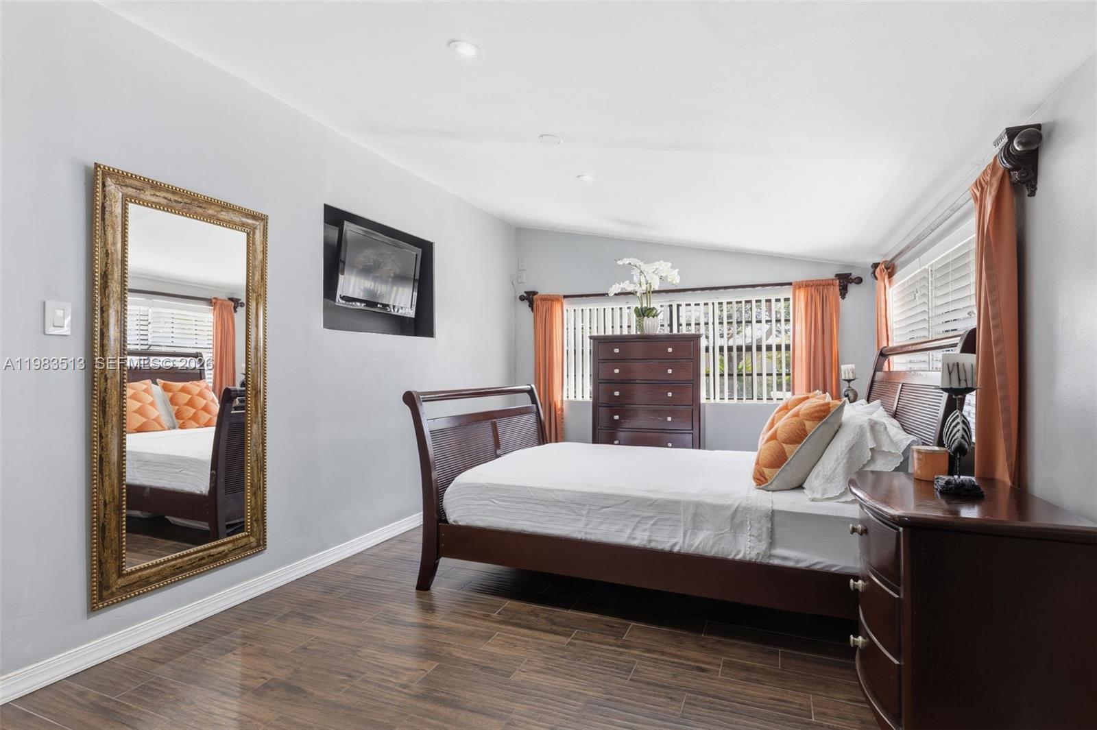 SUNSWEPT ISLE - Residential