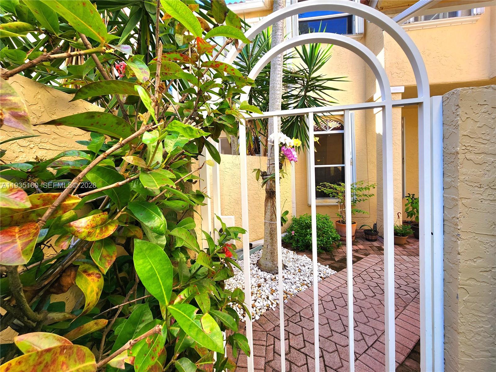 21028 NE 34th Ct 21028