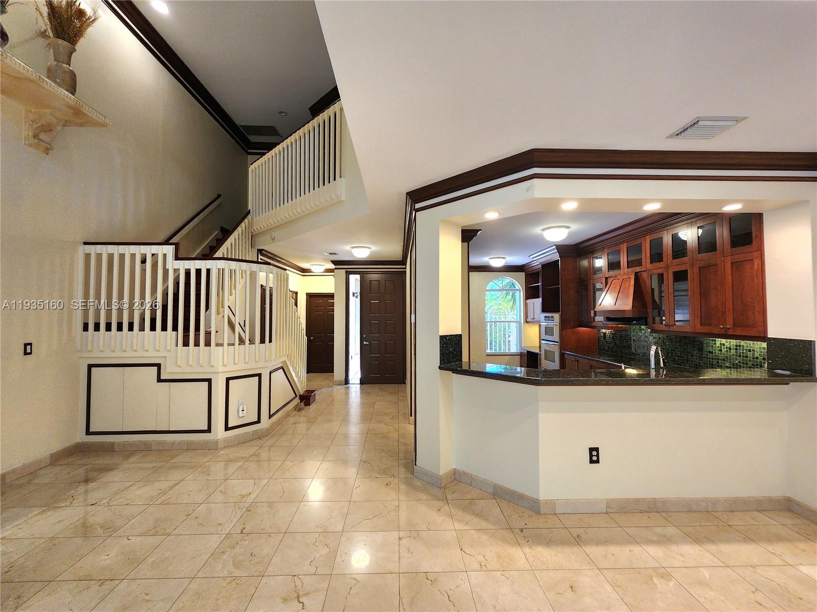 SPINNAKER BAY - Residential Lease