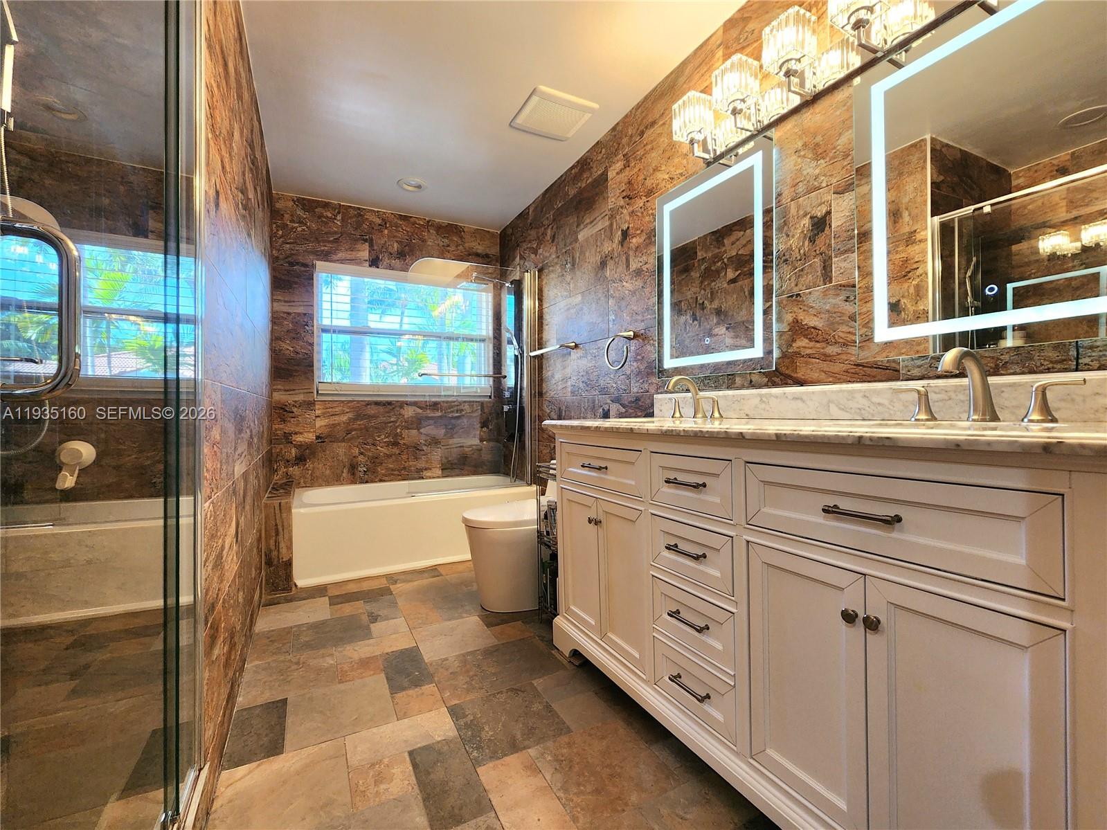 SPINNAKER BAY - Residential Lease