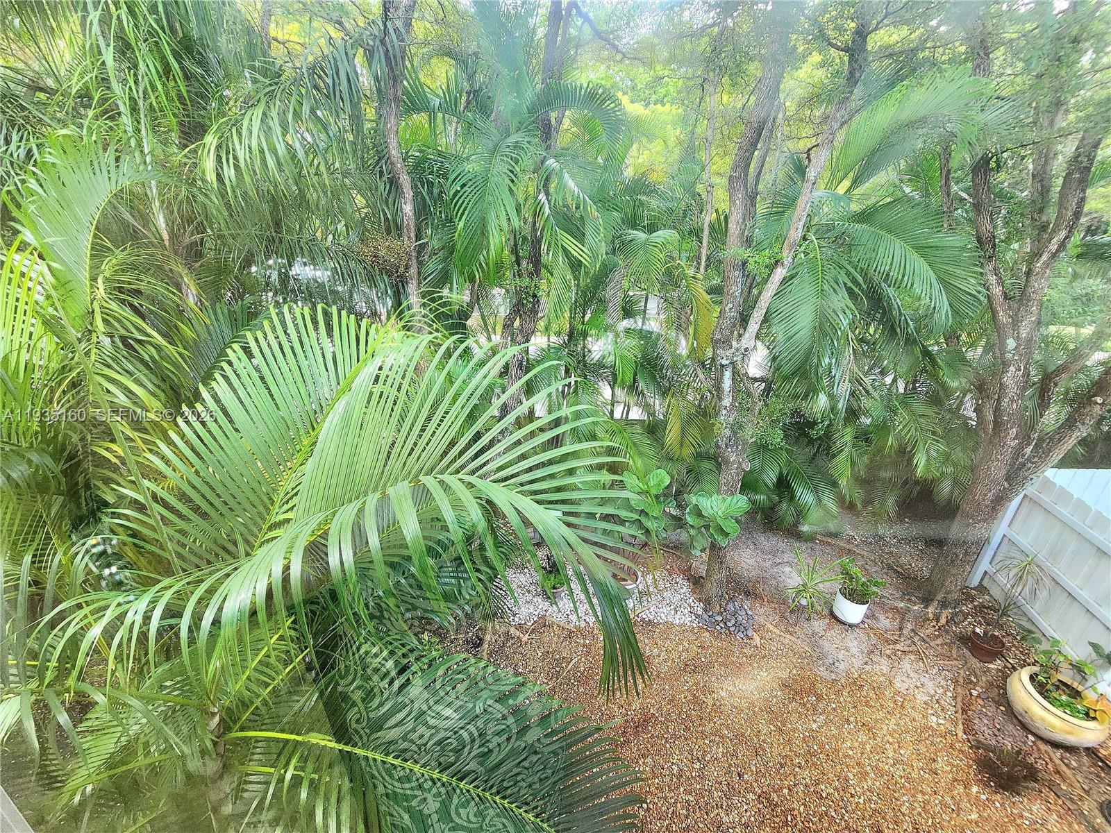 SPINNAKER BAY - Residential Lease