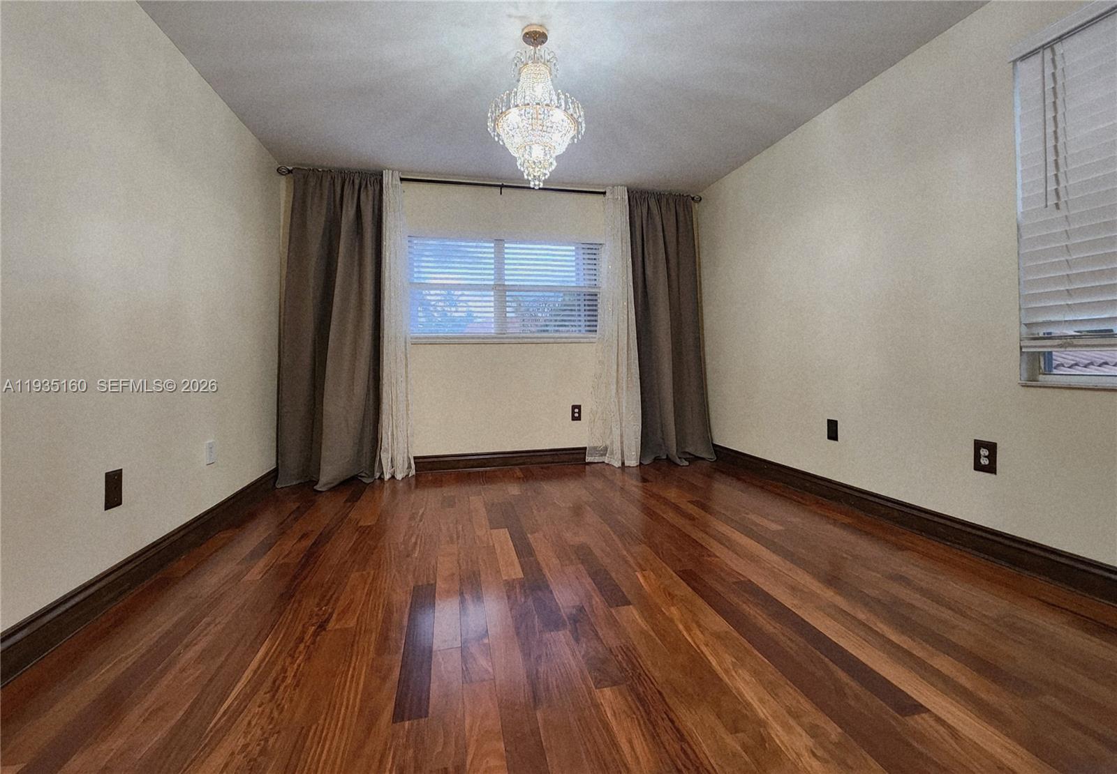 SPINNAKER BAY - Residential Lease