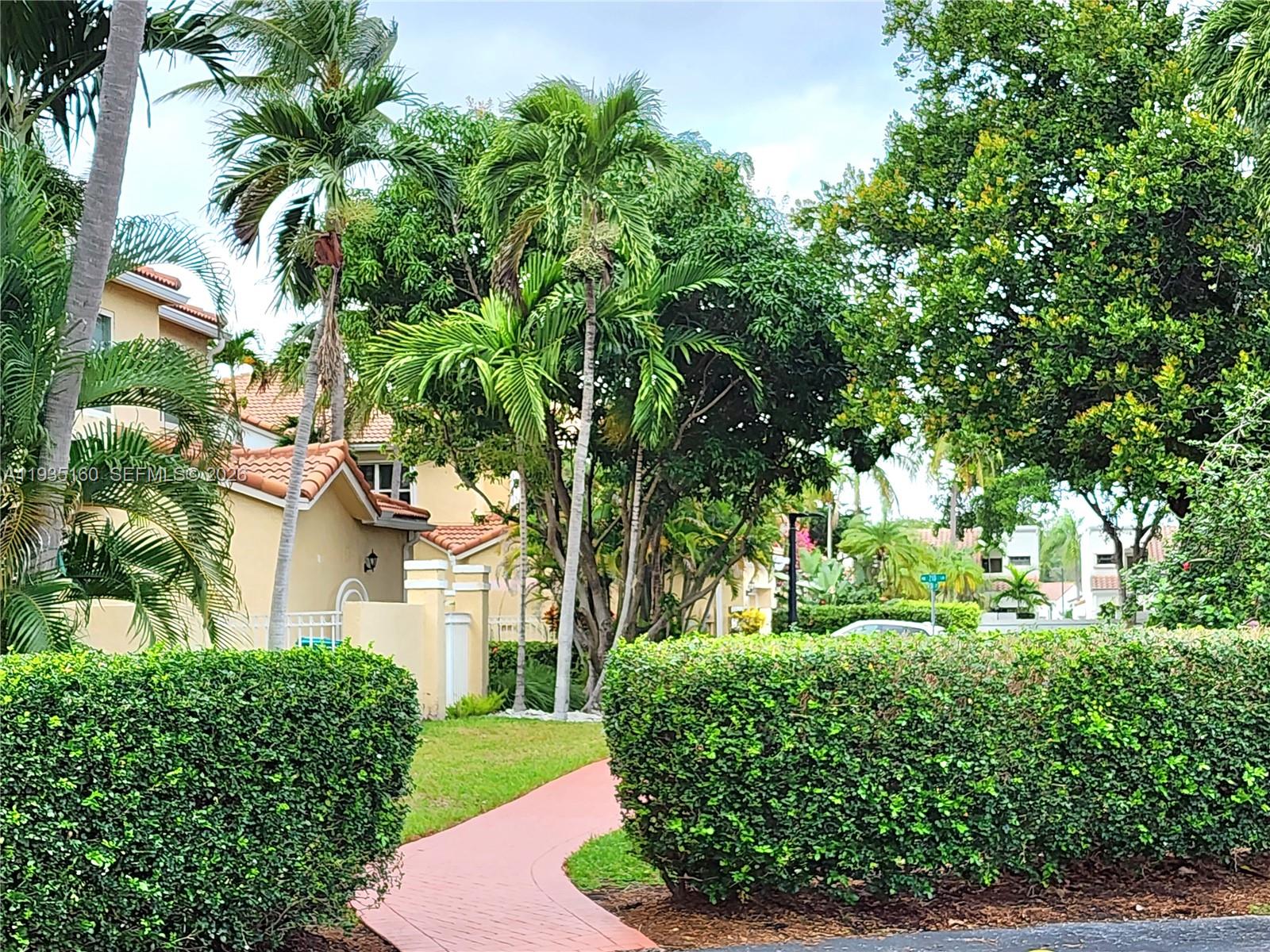 SPINNAKER BAY - Residential Lease