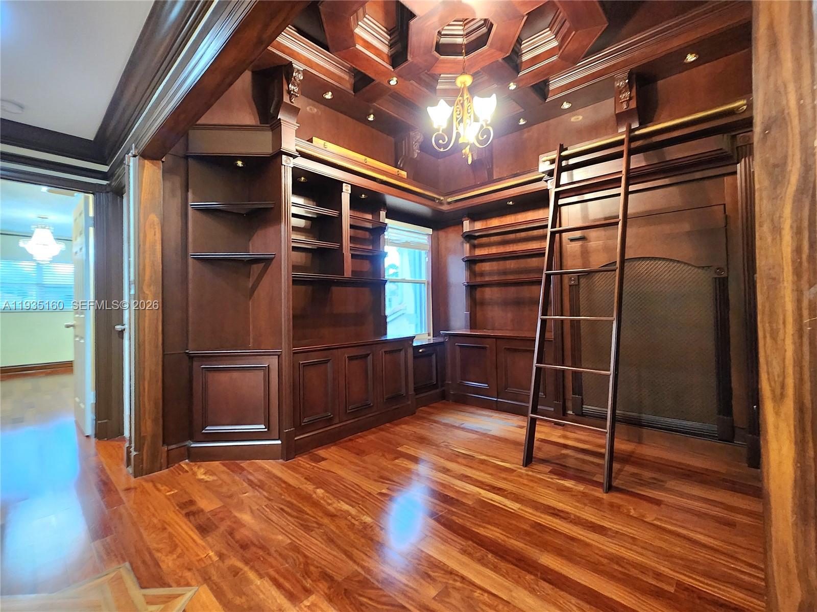 SPINNAKER BAY - Residential Lease