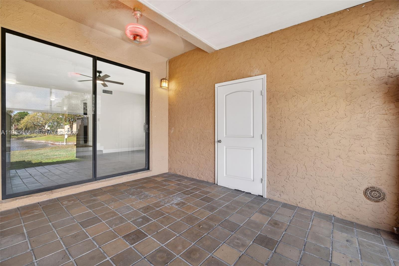 WESTVIEW CONDOMINIUM NO T - Residential Lease