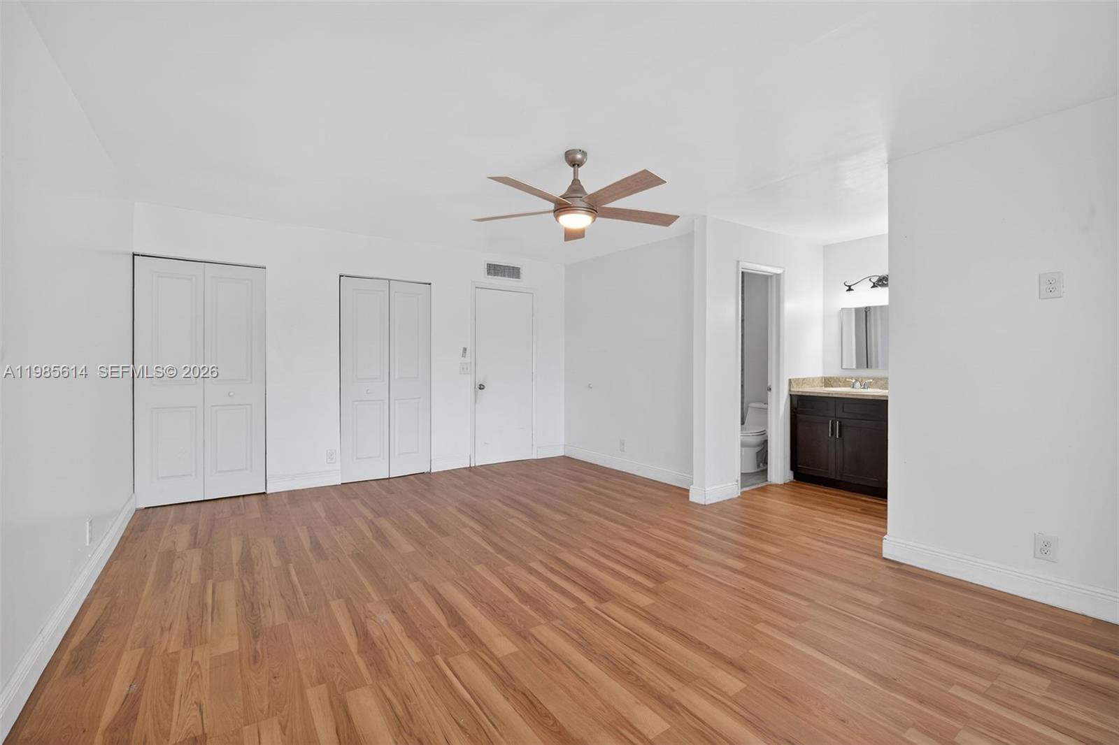 WESTVIEW CONDOMINIUM NO T - Residential Lease