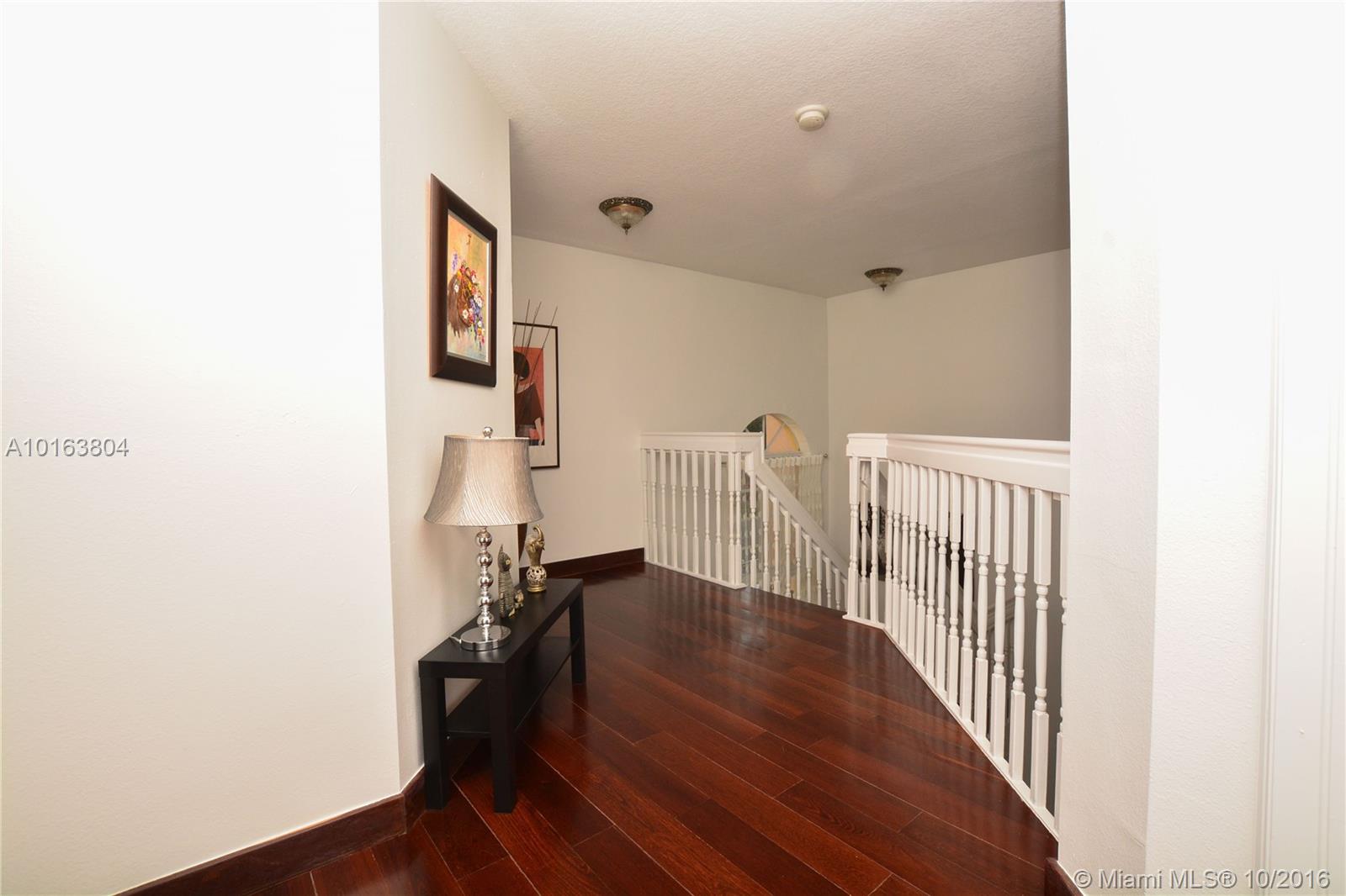 Precious Homes At Twin La - Residential