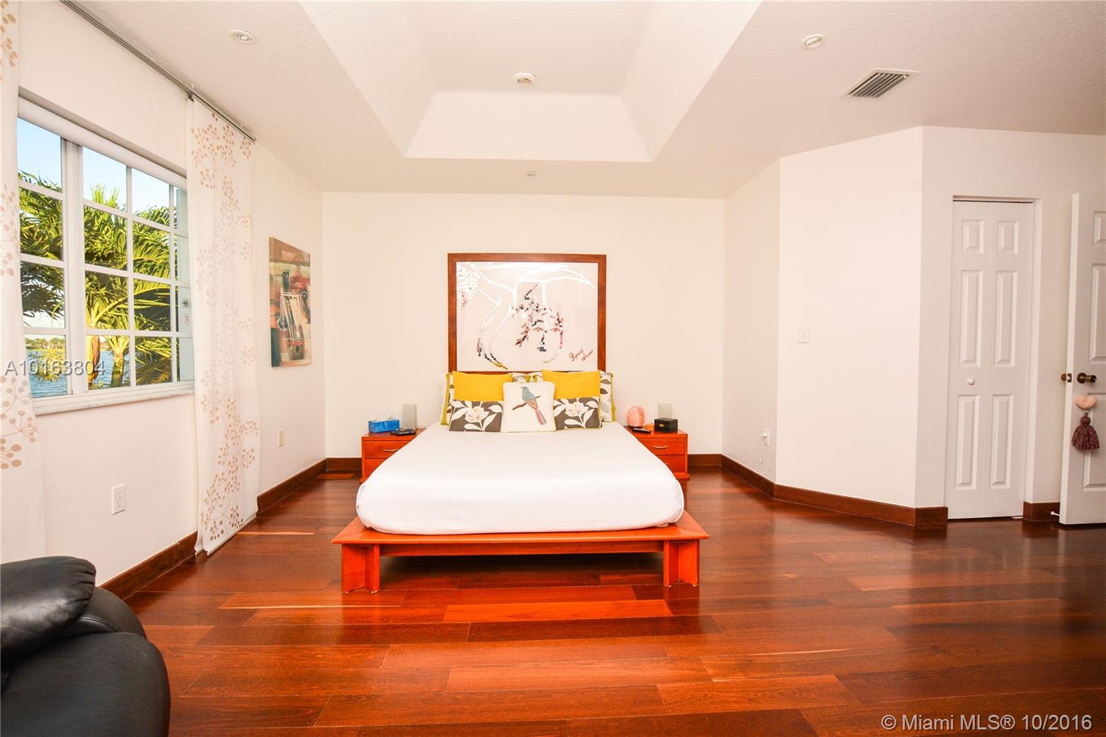 Precious Homes At Twin La - Residential