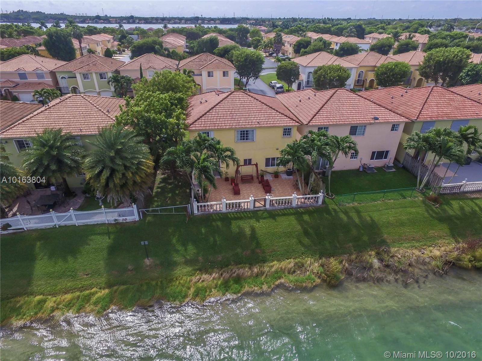 Precious Homes At Twin La - Residential