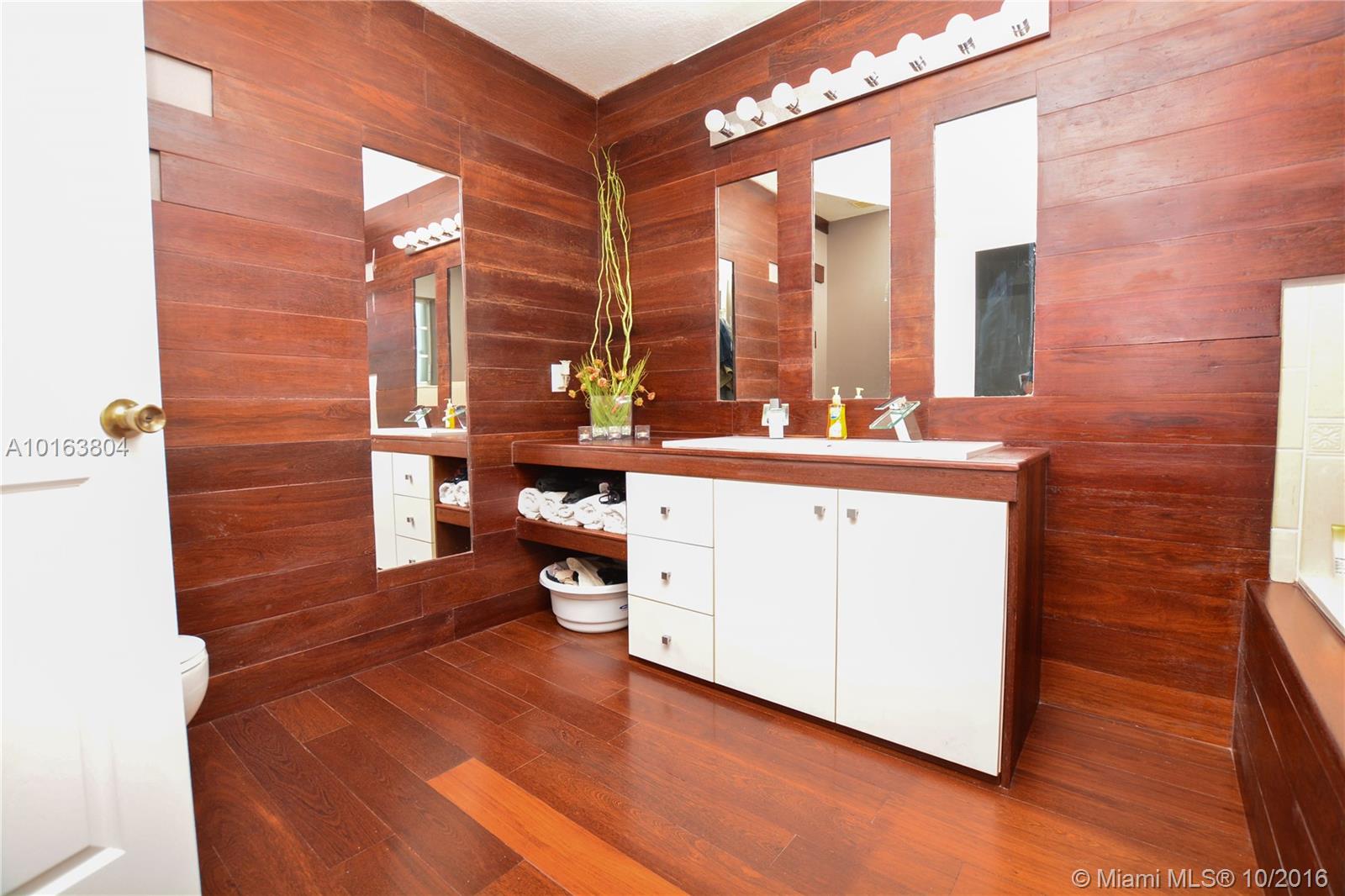 Precious Homes At Twin La - Residential