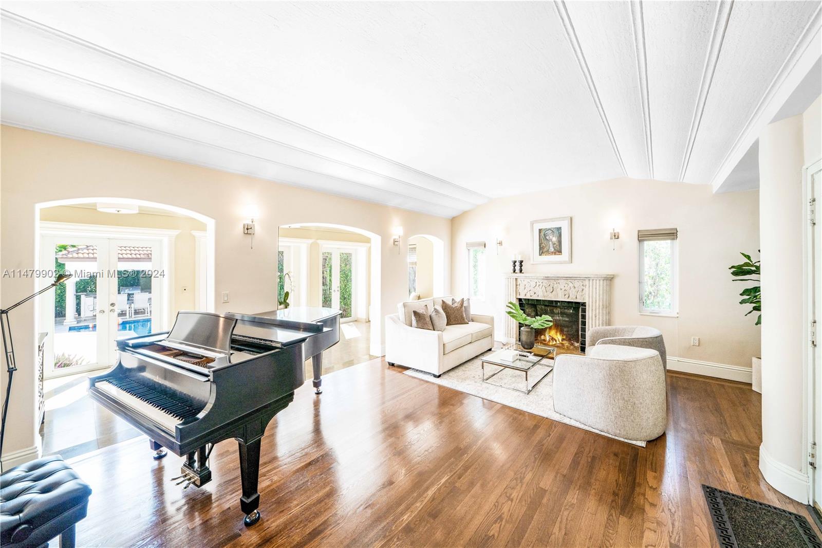 AMD PLAT OF SUNSET LAKE S - Residential