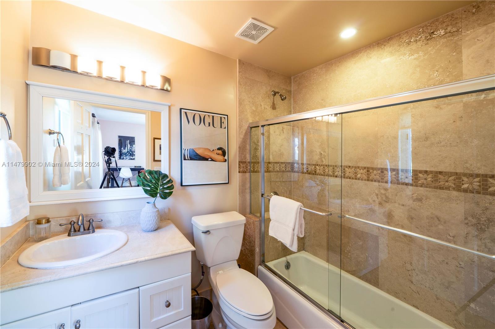 AMD PLAT OF SUNSET LAKE S - Residential