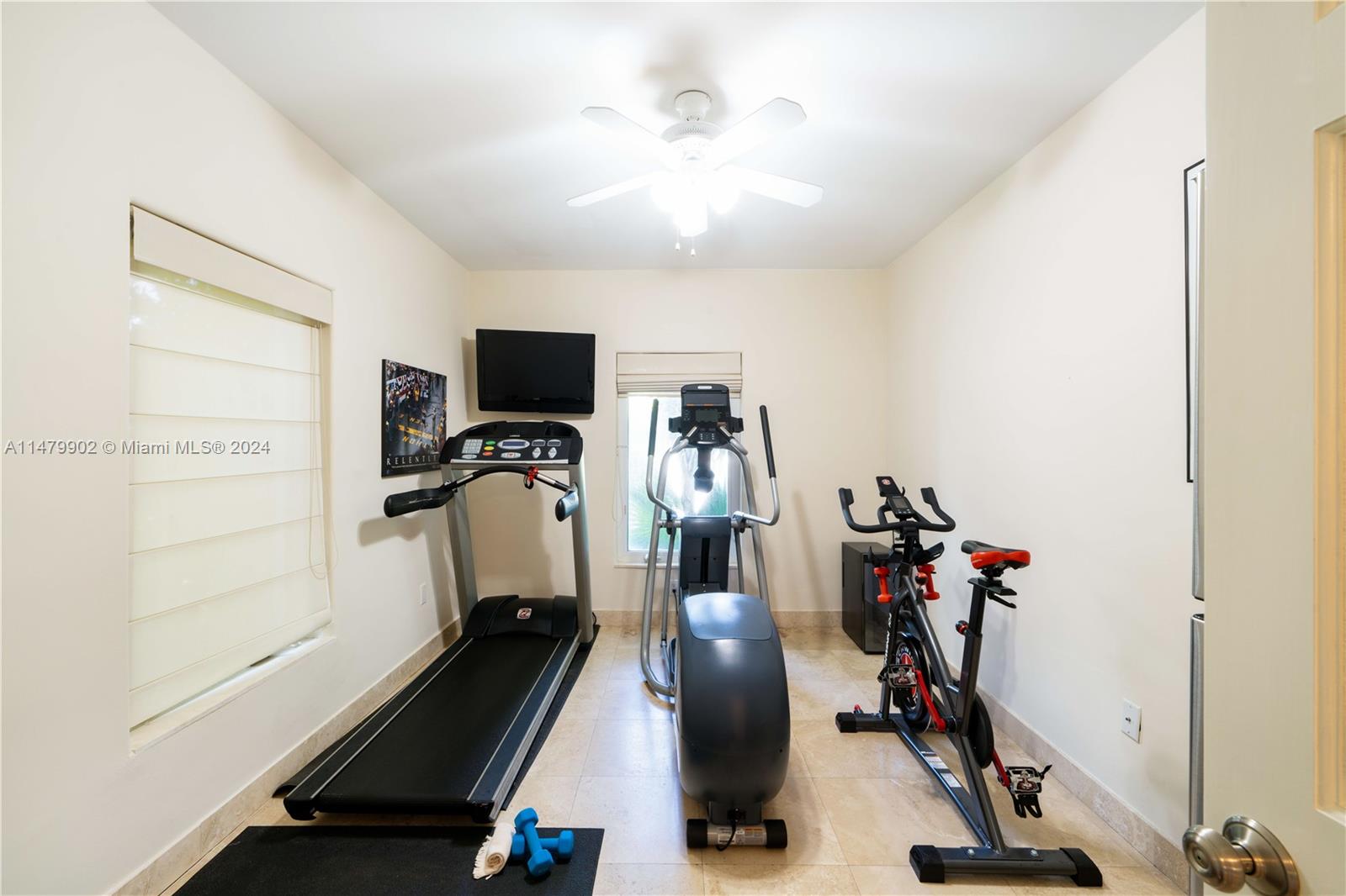 AMD PLAT OF SUNSET LAKE S - Residential