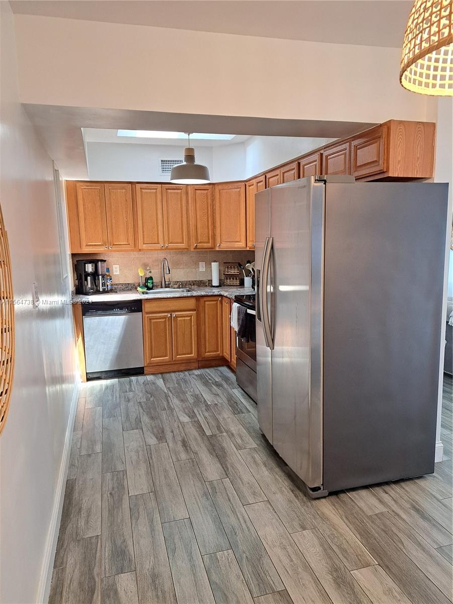 POMPANO BEACH HIGHLANDS 5 - Residential