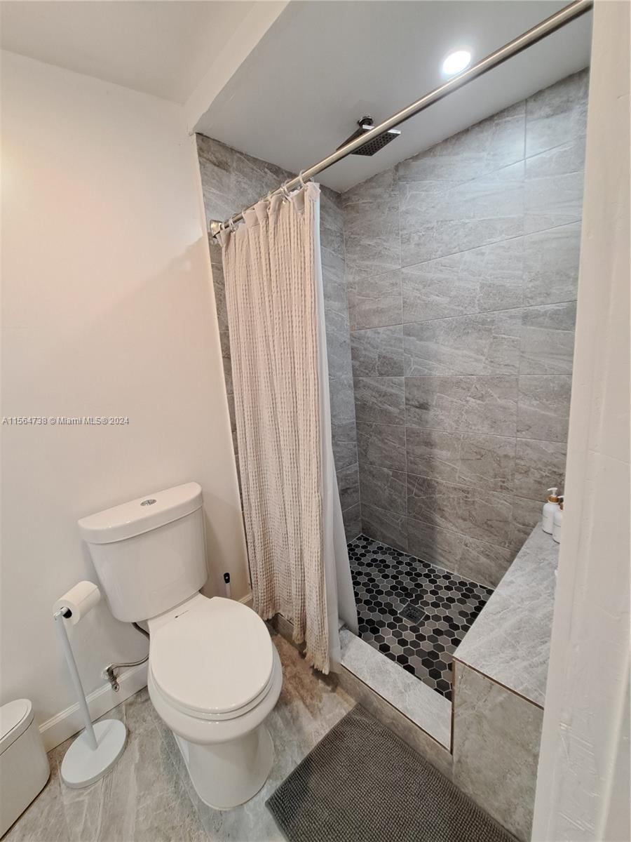 POMPANO BEACH HIGHLANDS 5 - Residential