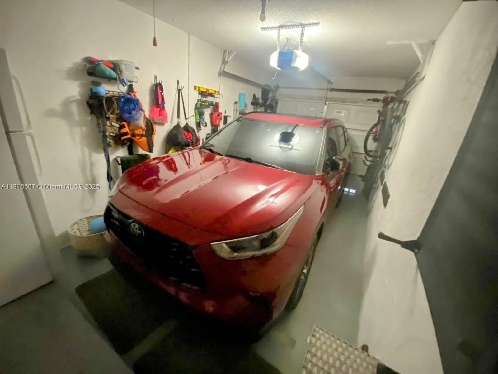 THE LAKES - Residential Lease