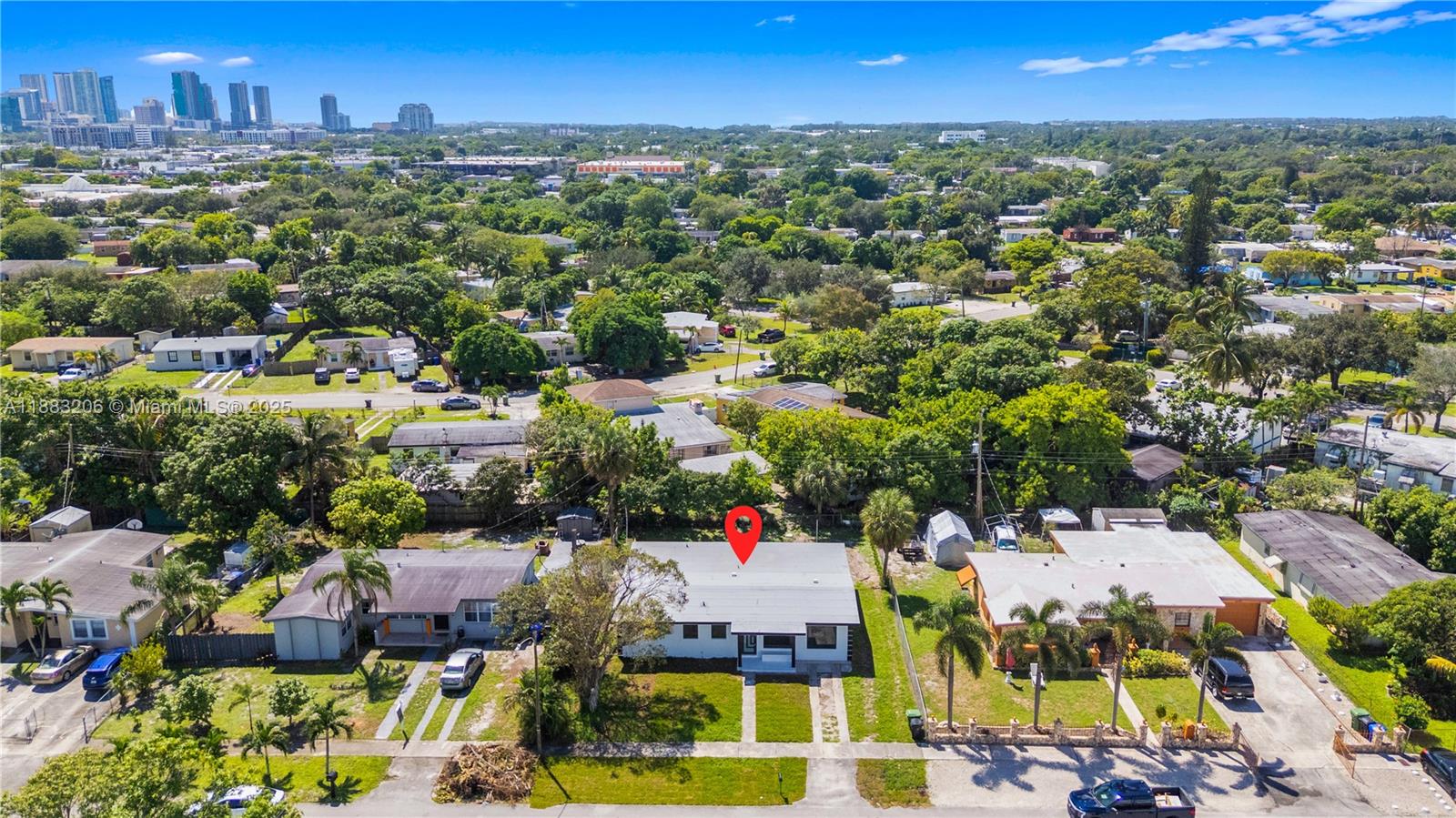 LAUDERDALE MANORS ADD - Residential