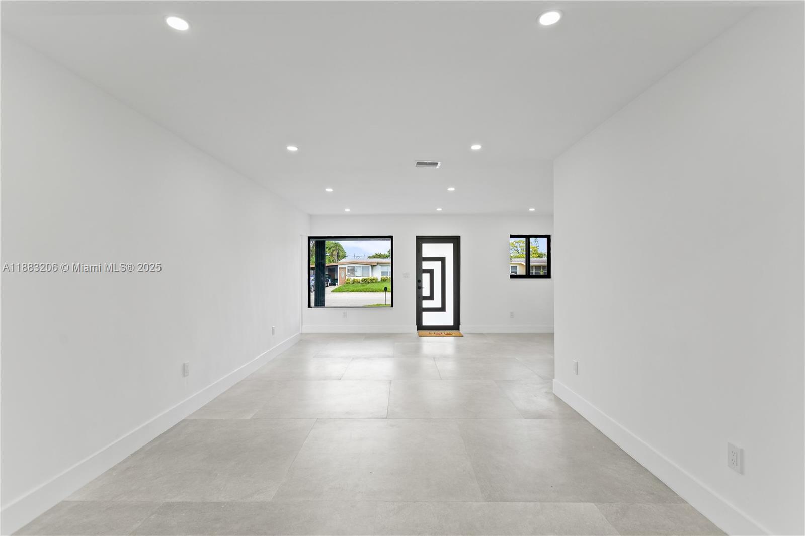 LAUDERDALE MANORS ADD - Residential