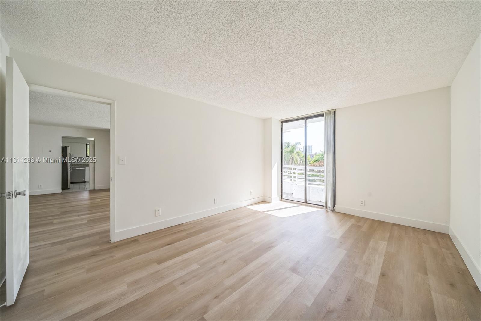 PARC CENTRAL AVENTURA EAS - Residential