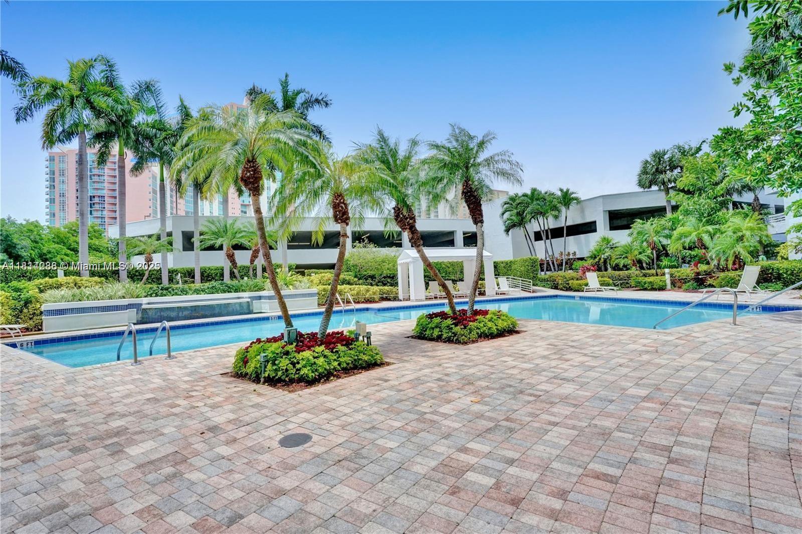 PARC CENTRAL AVENTURA EAS - Residential