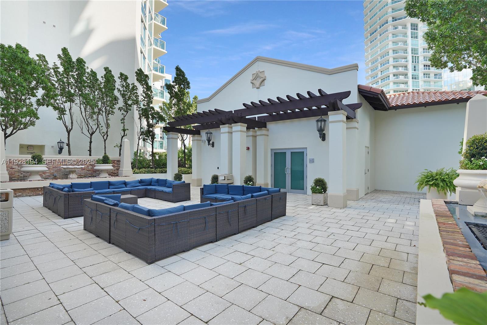 ST TROPEZ ON THE BAY III - Residential Lease