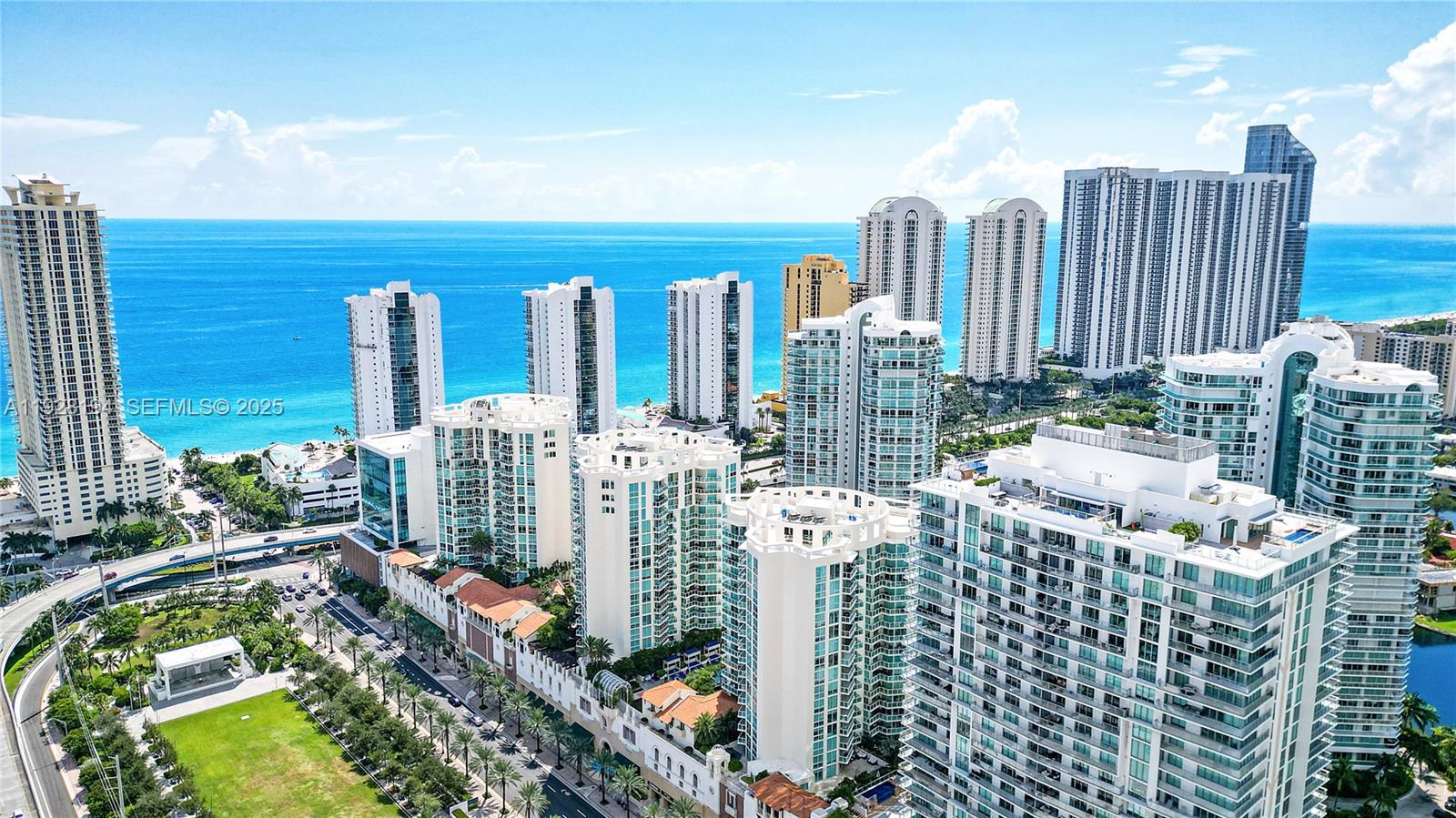 250 S Sunny Isles Blvd TH-207