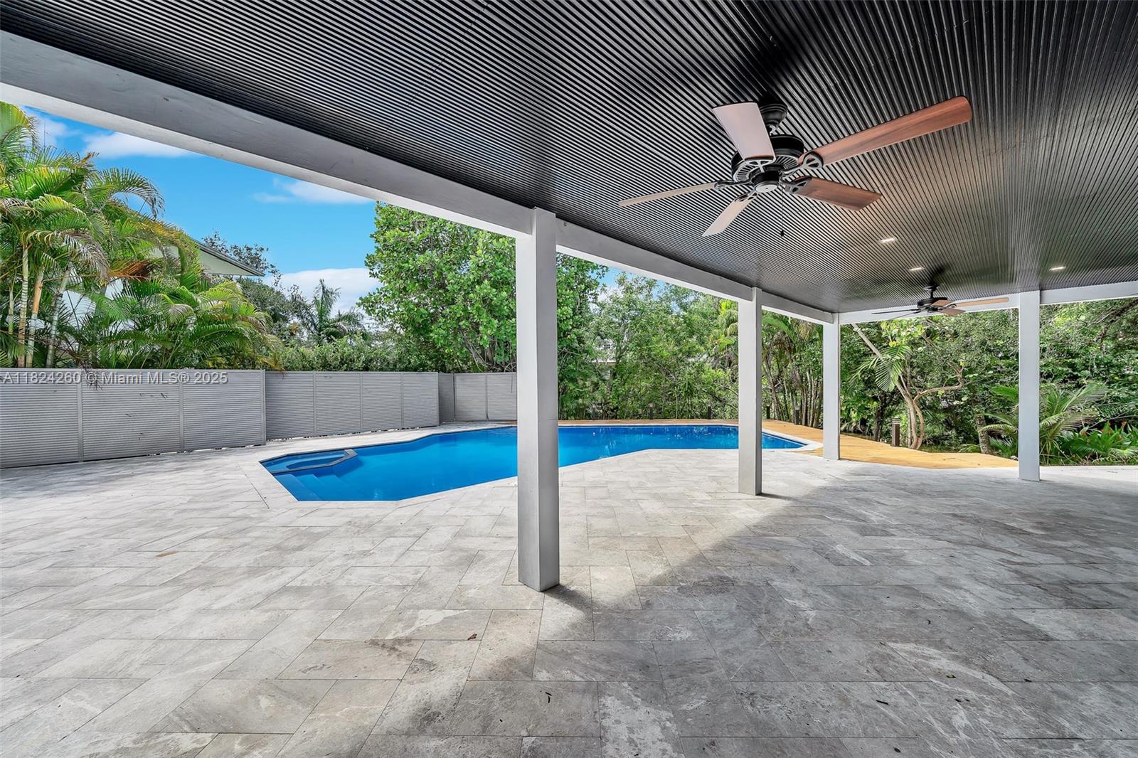 OAK POINT - Residential