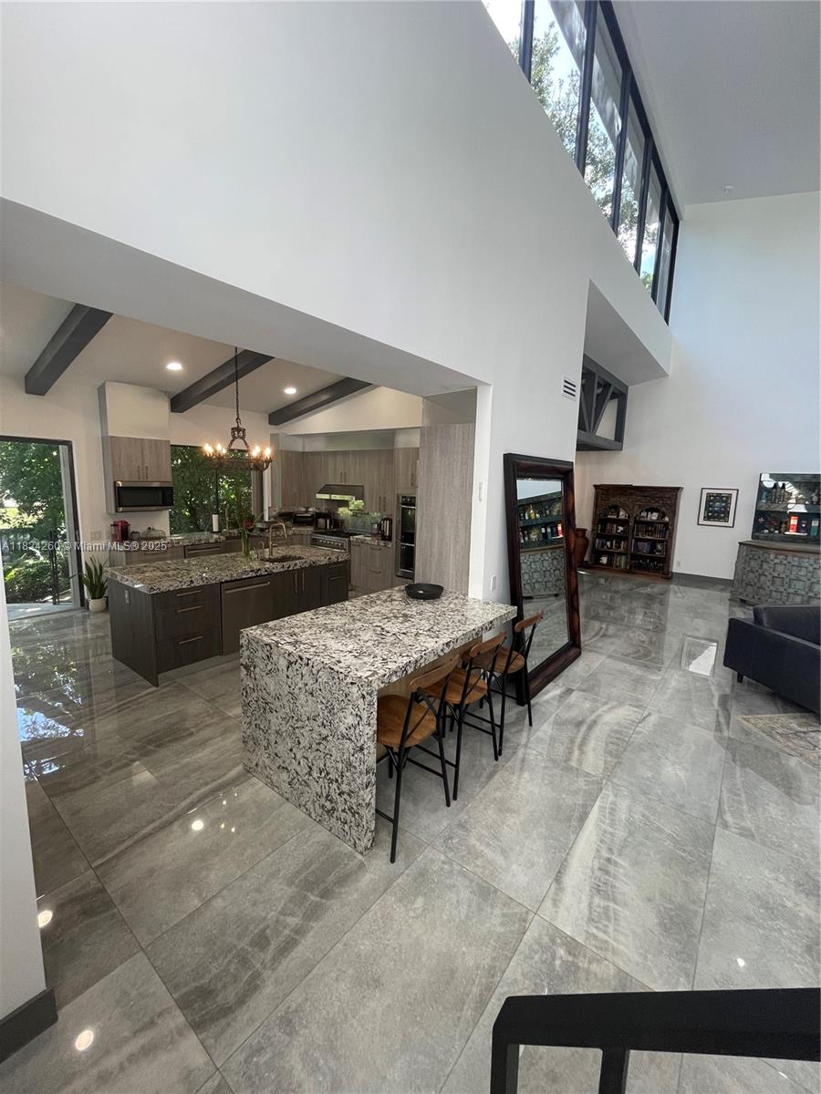 OAK POINT - Residential
