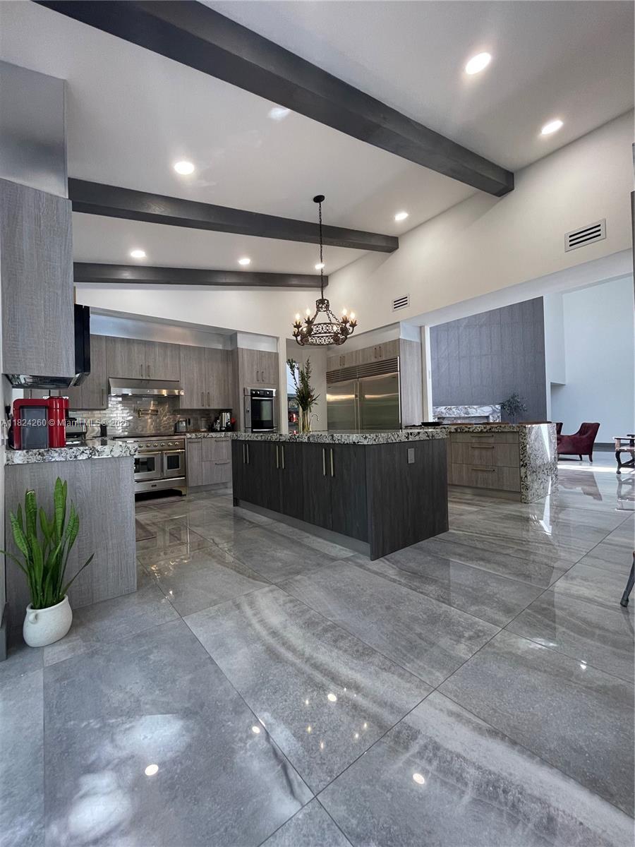 OAK POINT - Residential