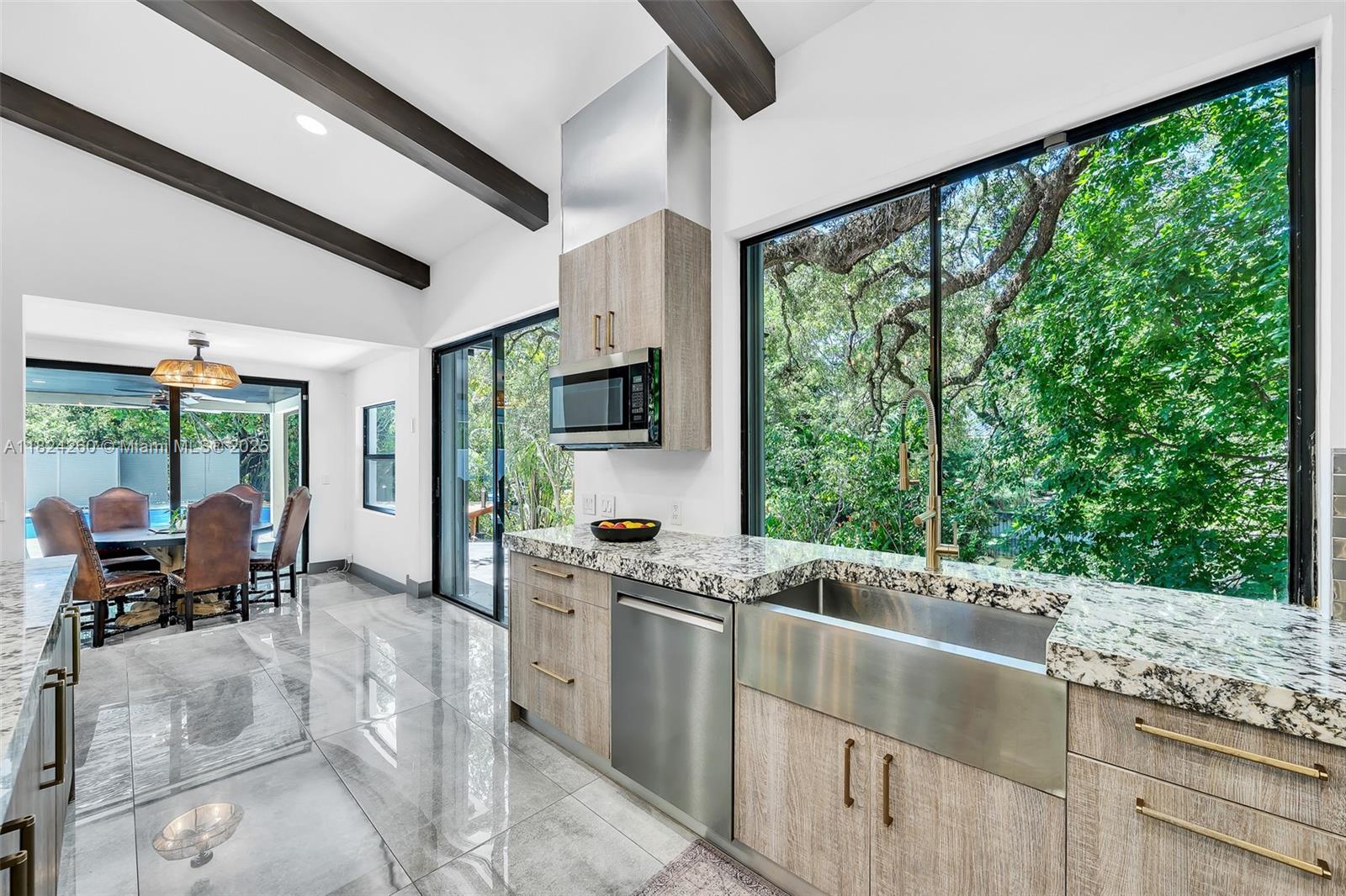 OAK POINT - Residential