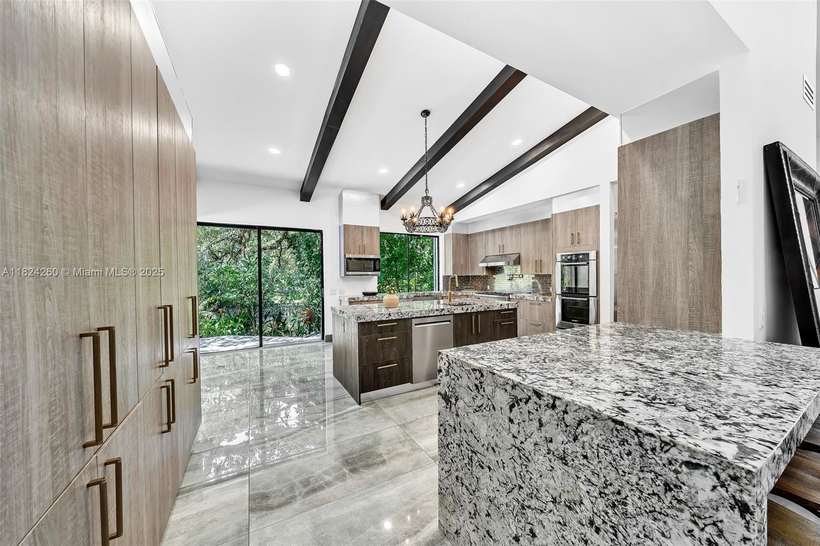 OAK POINT - Residential