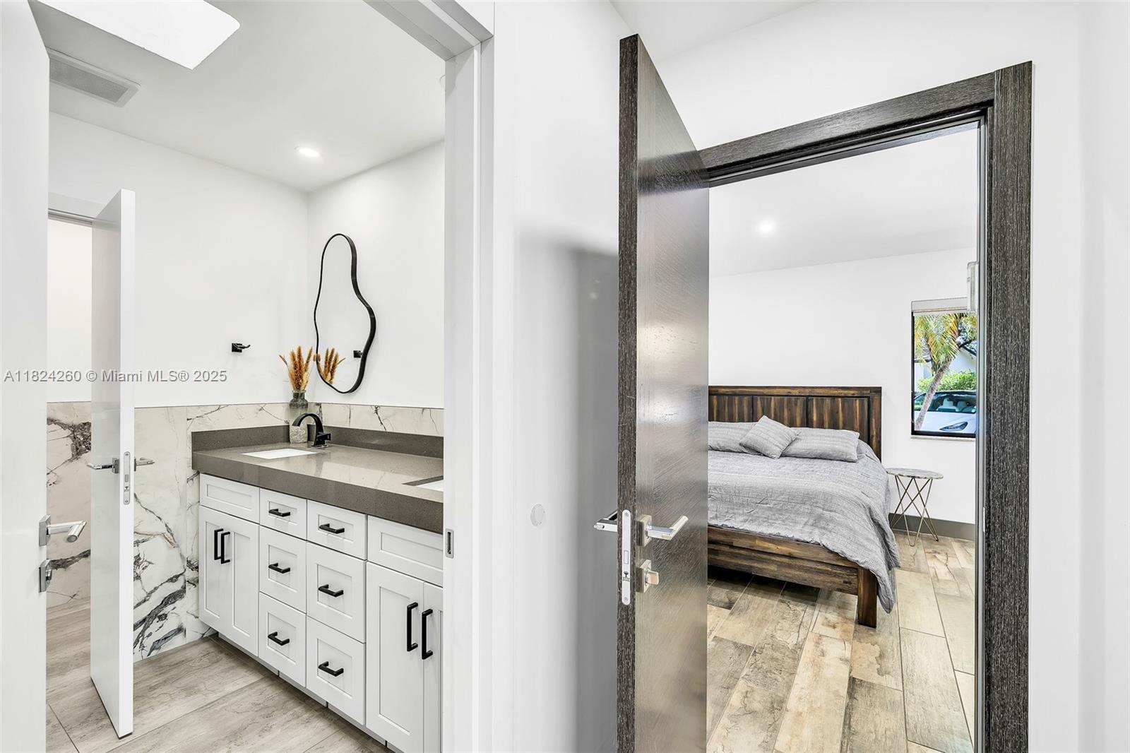 OAK POINT - Residential