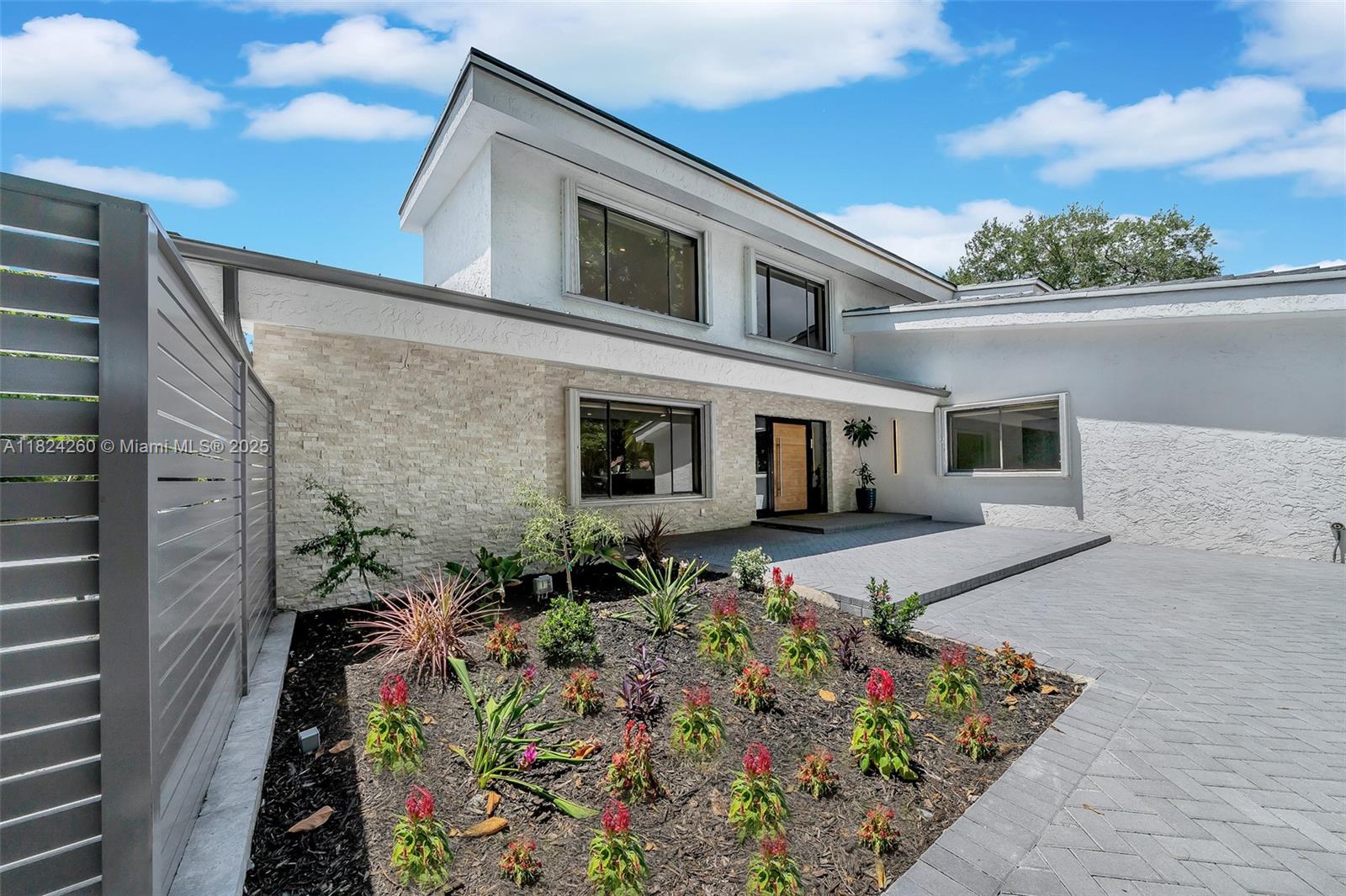 OAK POINT - Residential