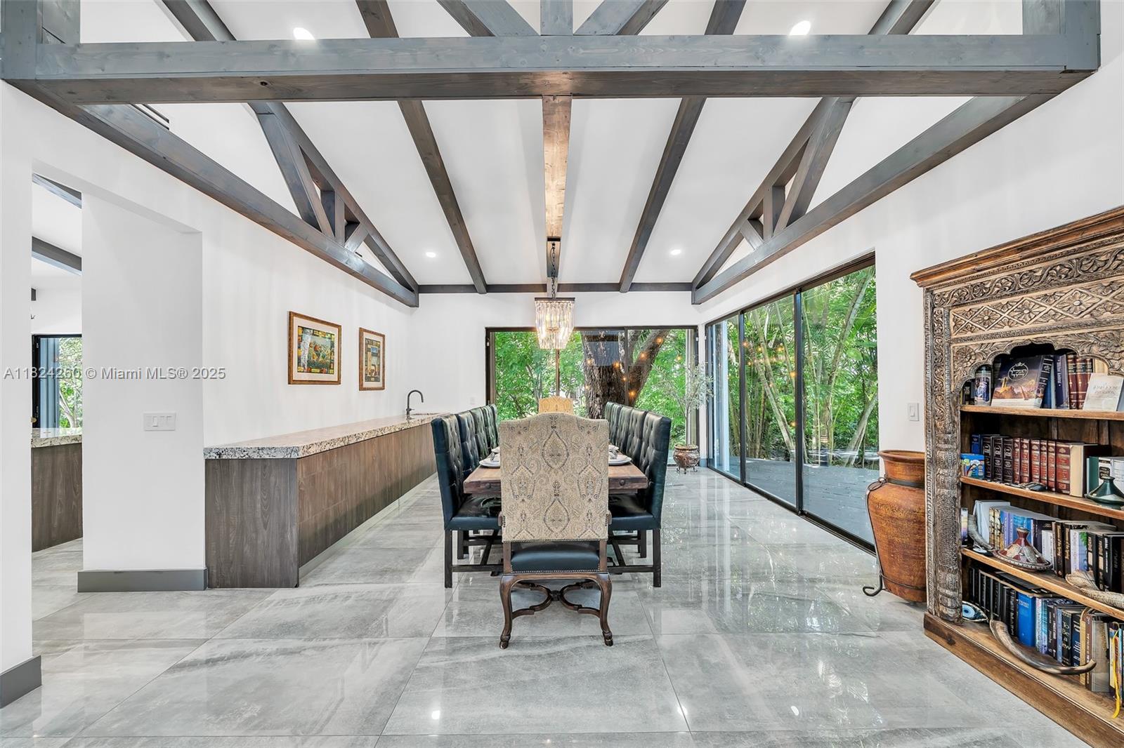 OAK POINT - Residential