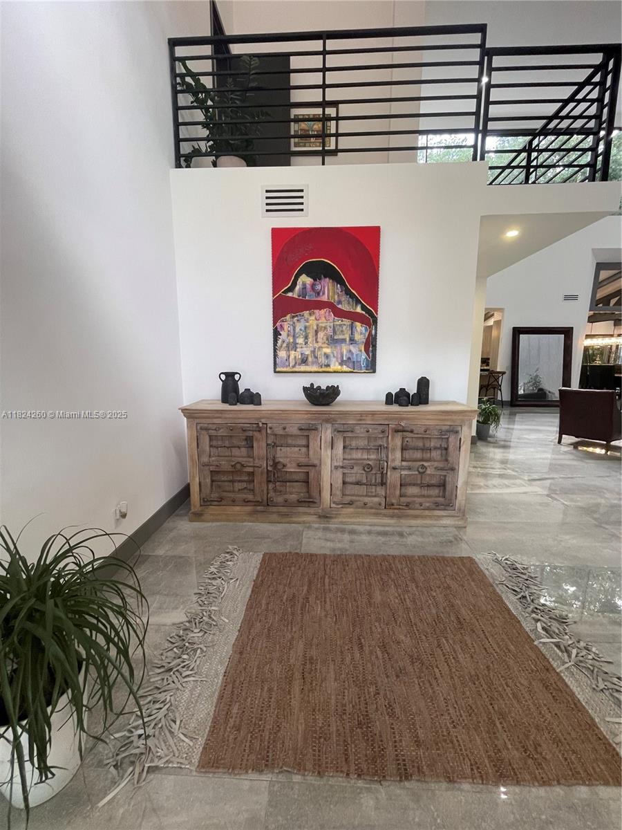 OAK POINT - Residential