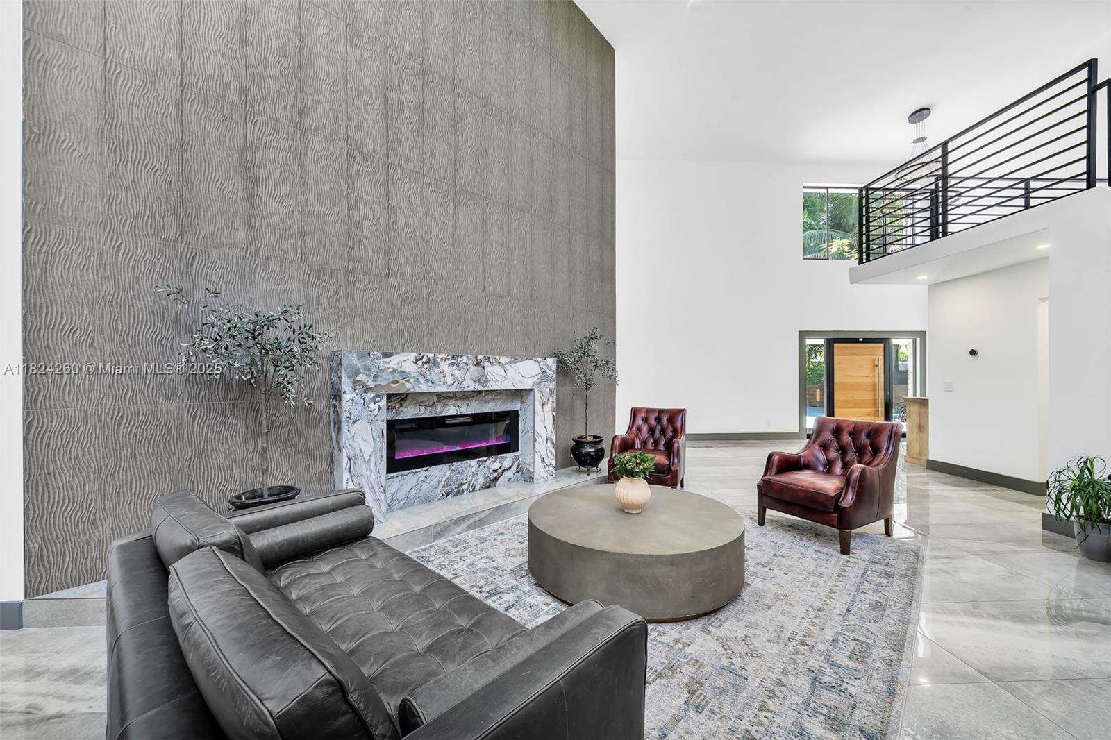 OAK POINT - Residential