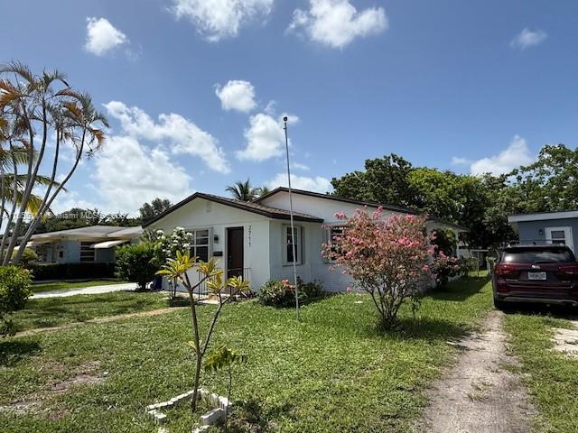 Beautiful 3 bed /2 bath home, fully remodeled, great location in the city of Hollywood. Washer and dryer, renovated kitchen w/new stainless still appliances, fenced huge backyard with fruit trees. Room for a Pool. Shed for great storage. close to schools, downtown Hollywood, restaurants, shops and entertainment. 10 minutes to beaches. Don't miss it. It will not last.