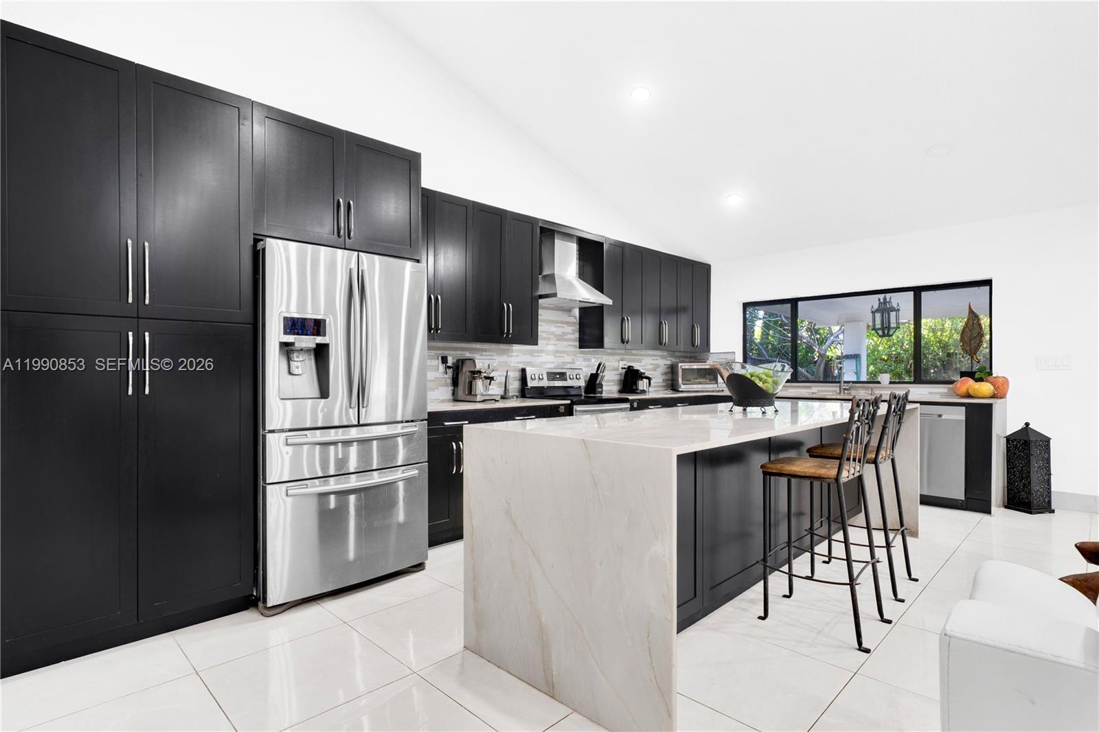 FIRST ADDN TO CALUSA CLUB - Residential