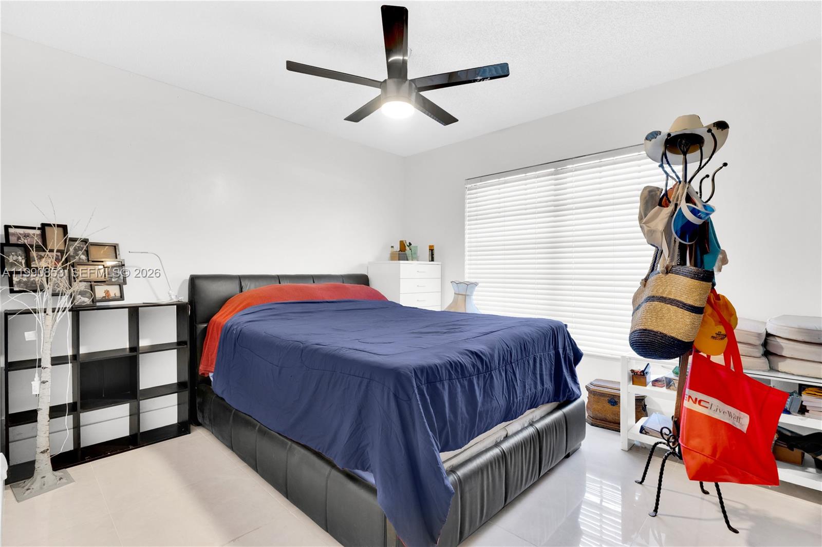 FIRST ADDN TO CALUSA CLUB - Residential