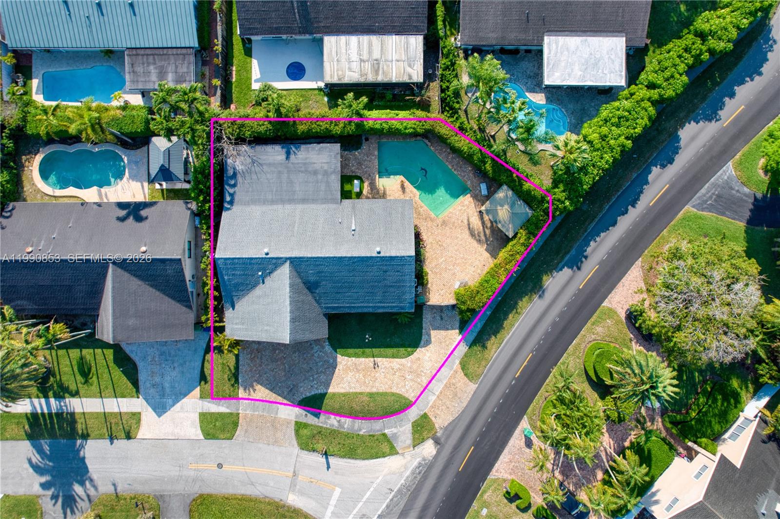 FIRST ADDN TO CALUSA CLUB - Residential