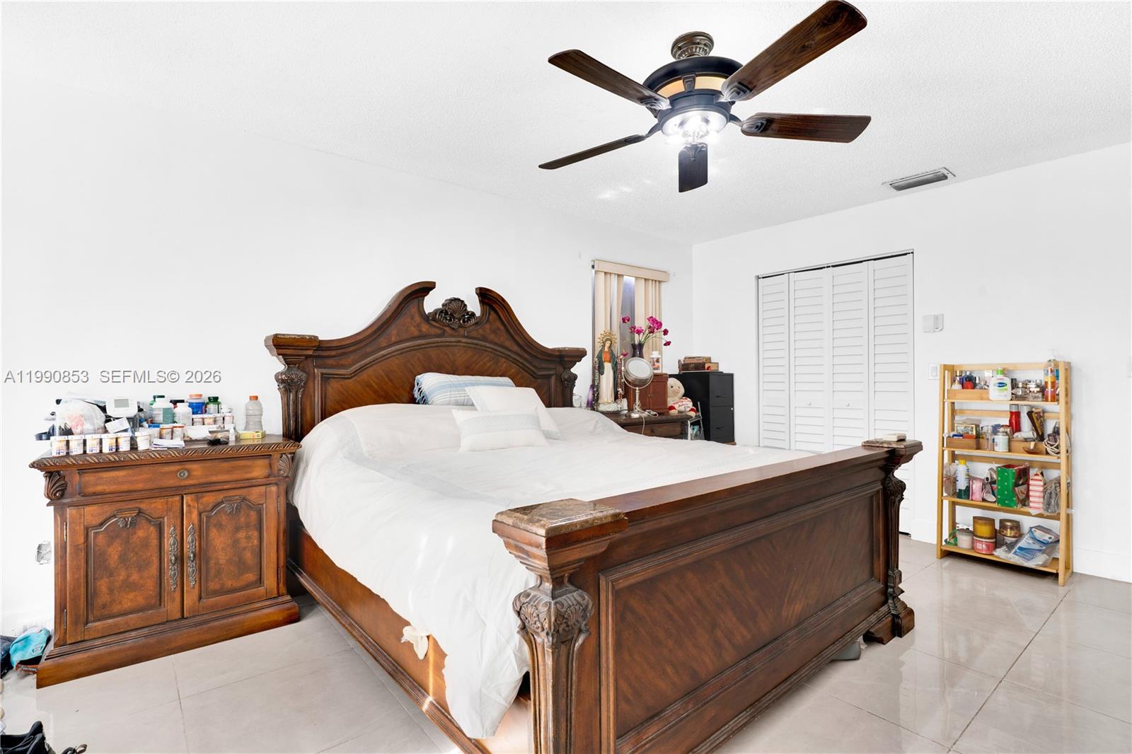 FIRST ADDN TO CALUSA CLUB - Residential