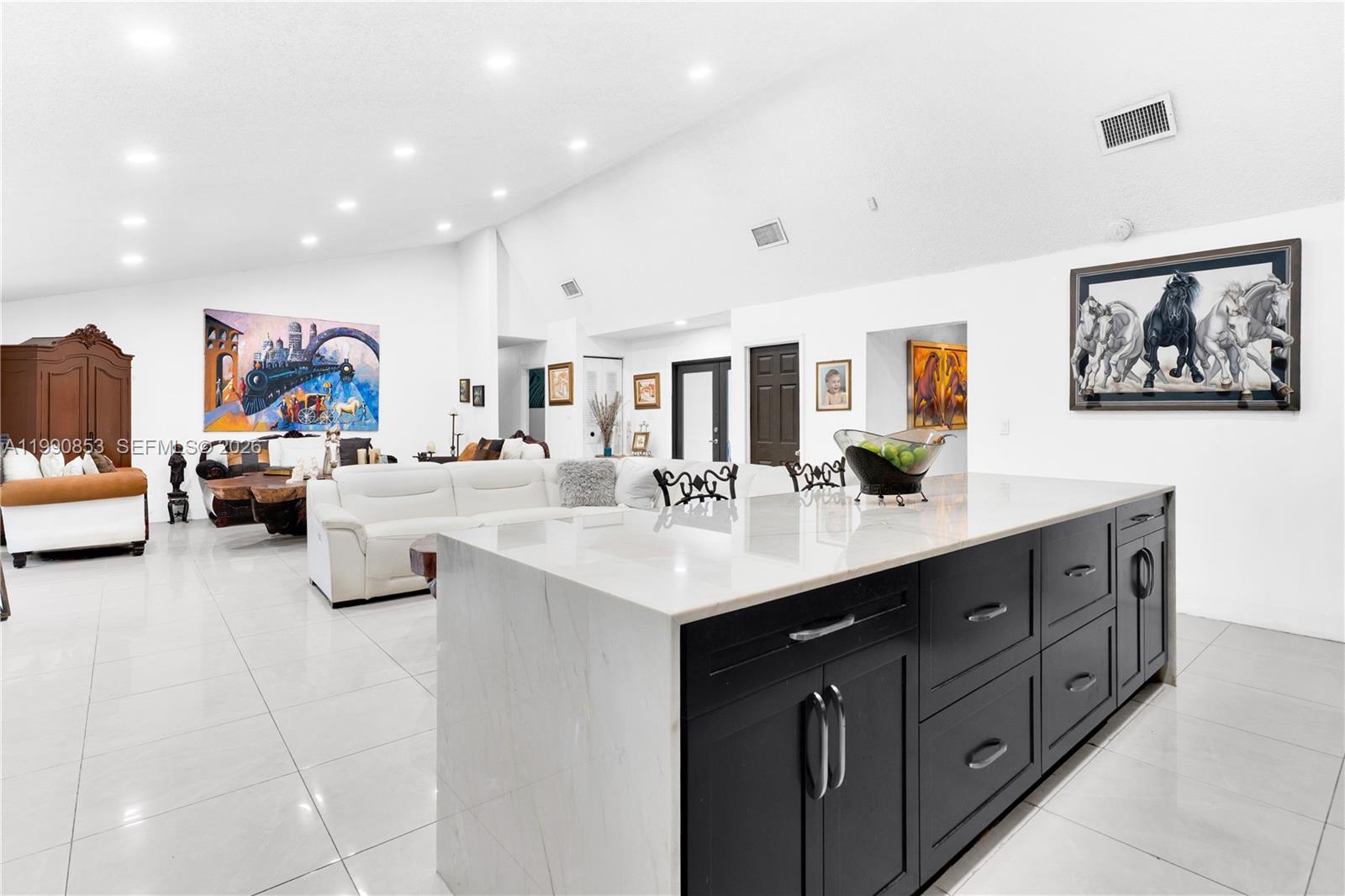 FIRST ADDN TO CALUSA CLUB - Residential