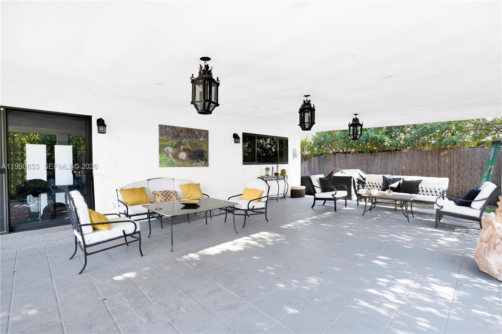 FIRST ADDN TO CALUSA CLUB - Residential