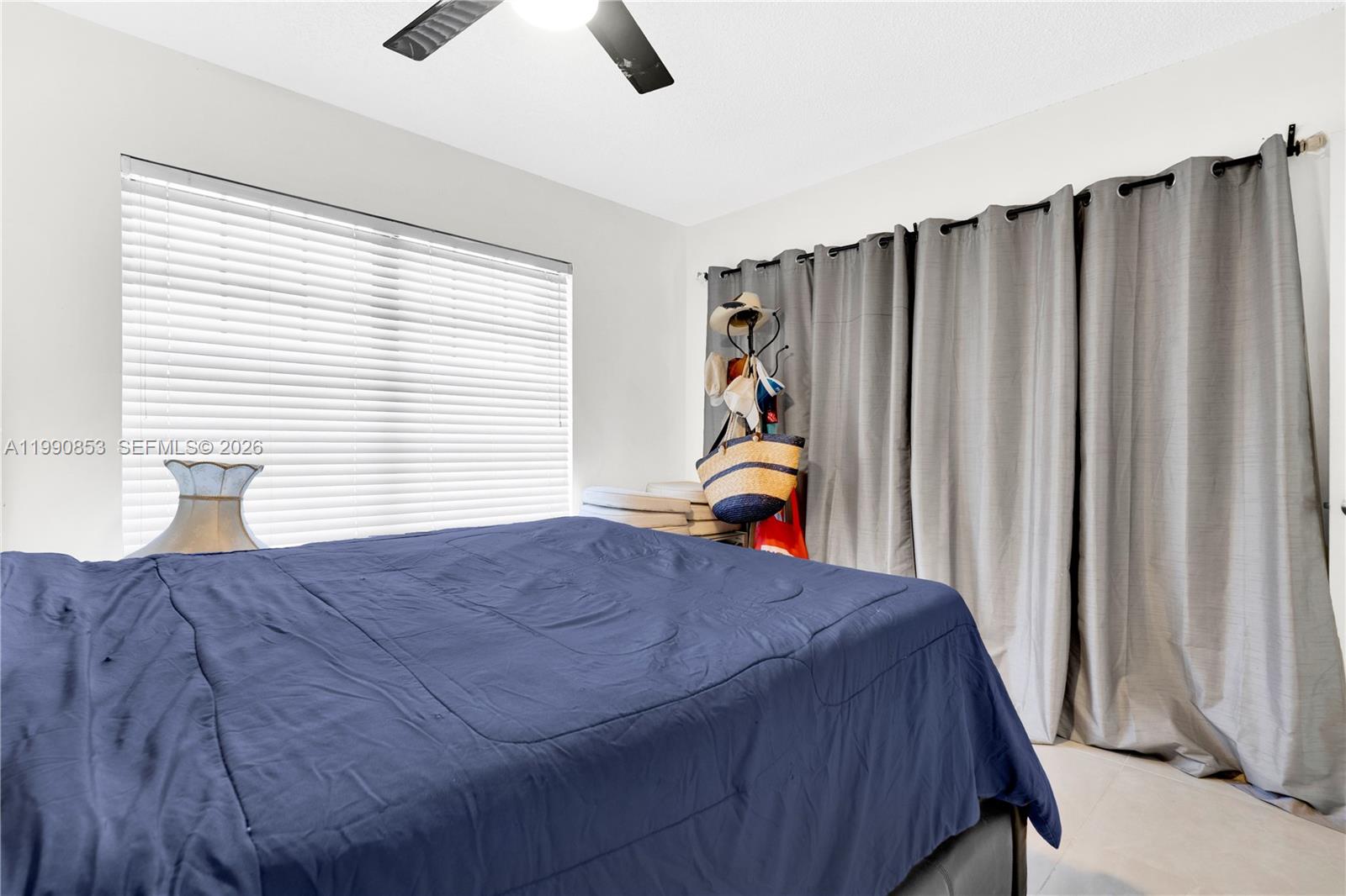 FIRST ADDN TO CALUSA CLUB - Residential